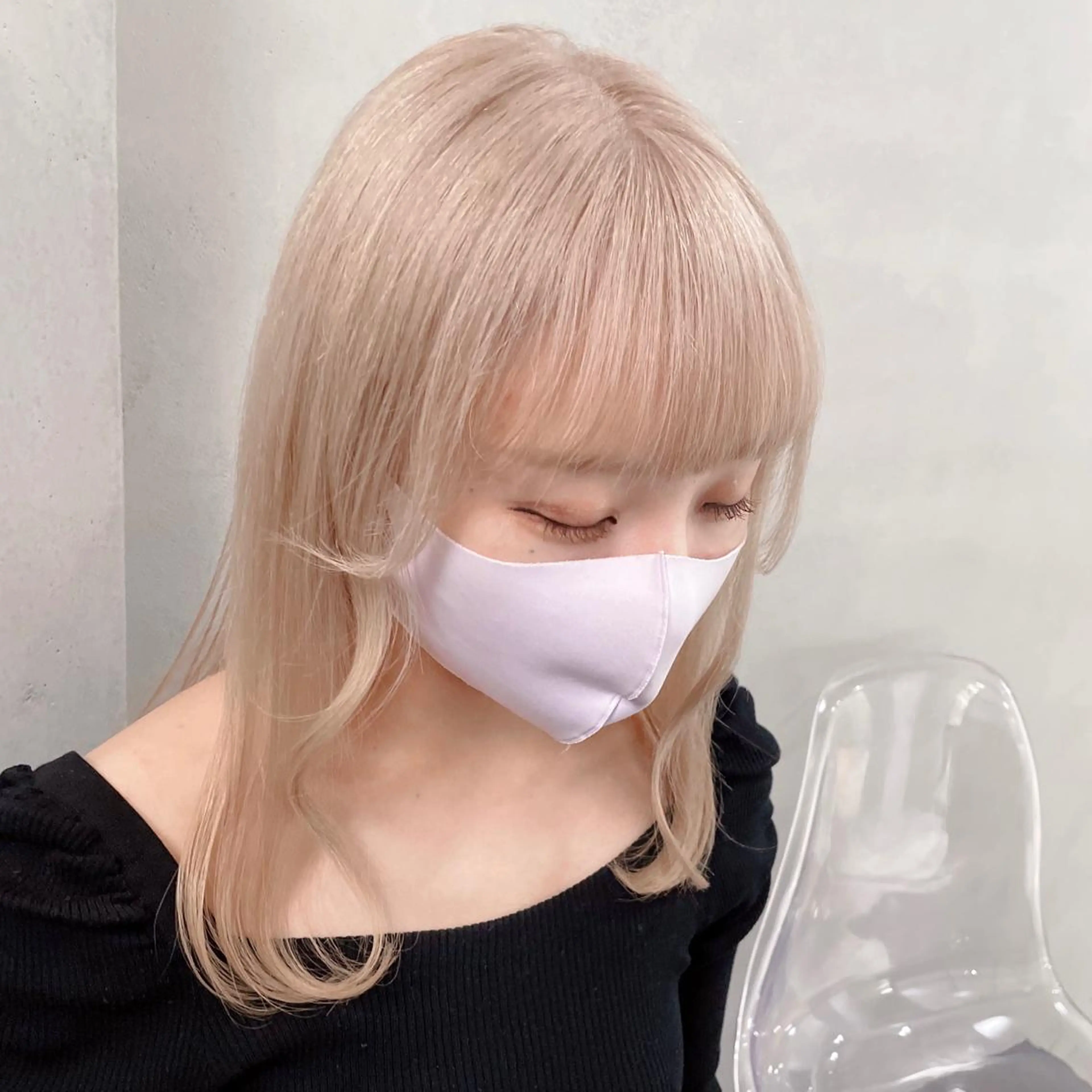 セミロング カラー ベージュカラー ハイトーンカラー ハイトーンベージュ ヘアカラー トリートメント MiL所属・✨ハイトーン✨ 濱田知孝のヘアスタイル