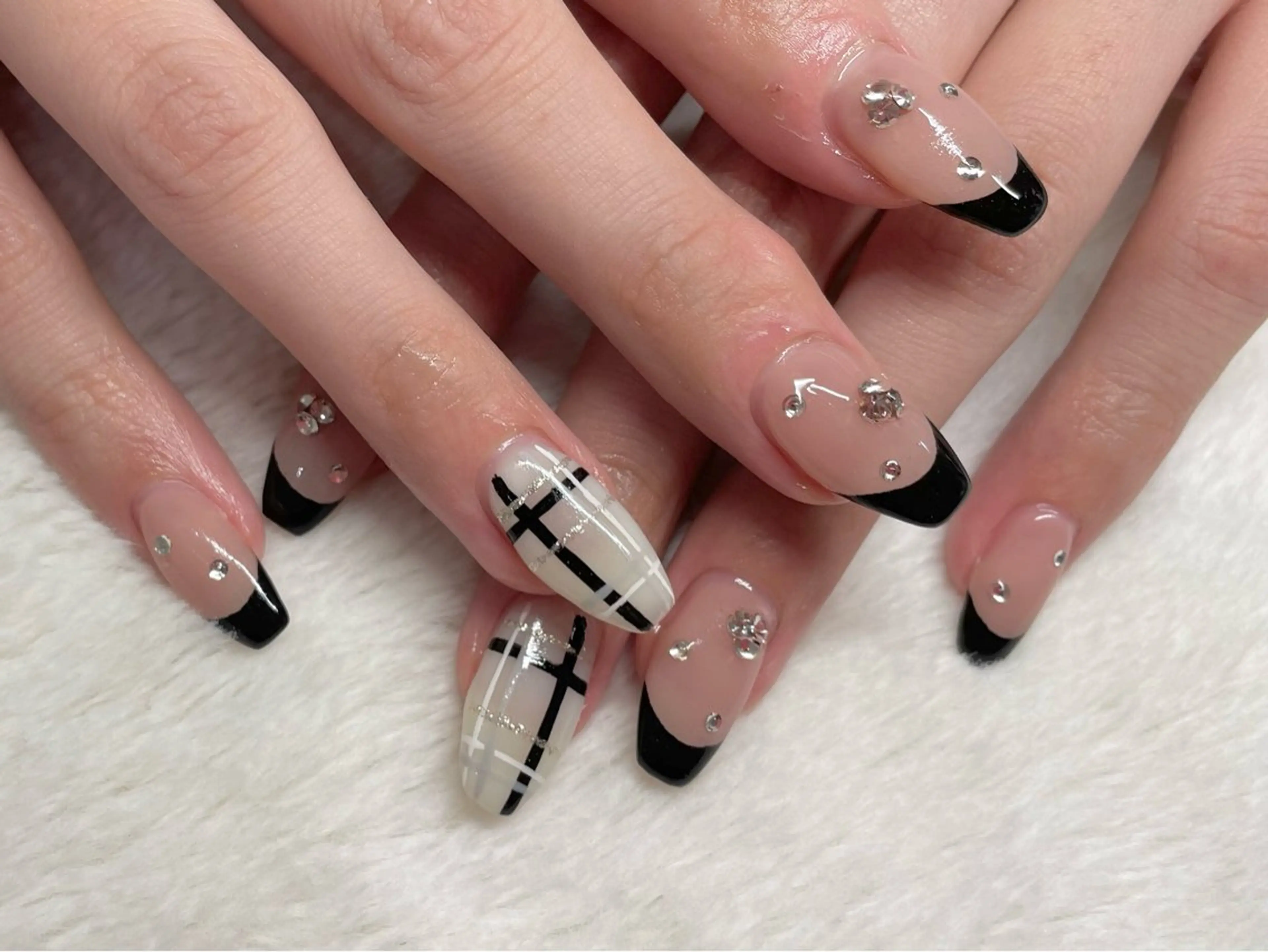 ネイル ハンドネイル riri-nail Rie Endoのネイルデザイン