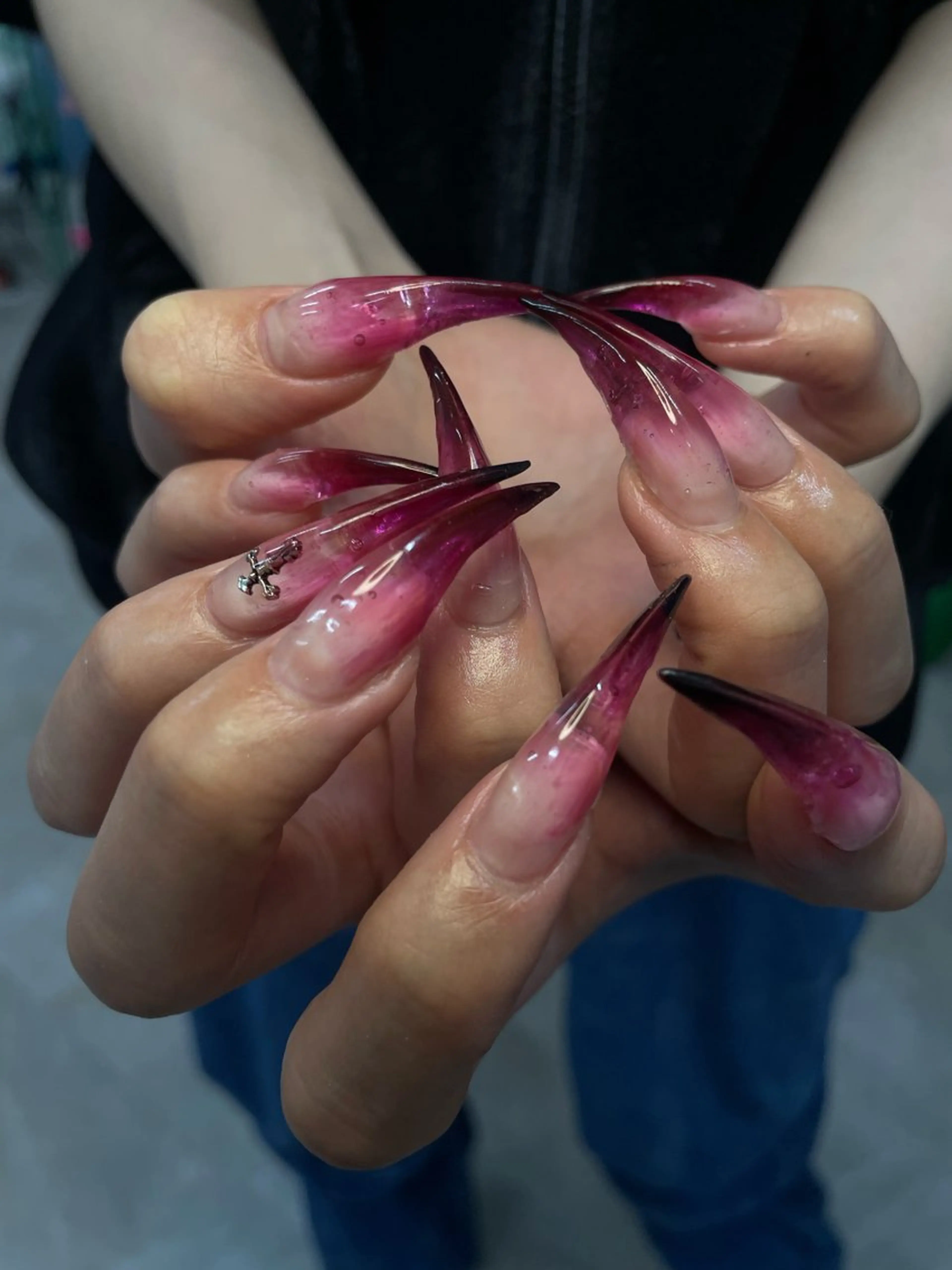 ネイル ハンドネイル ひめか🫁 推し概念・個性派のネイルデザイン