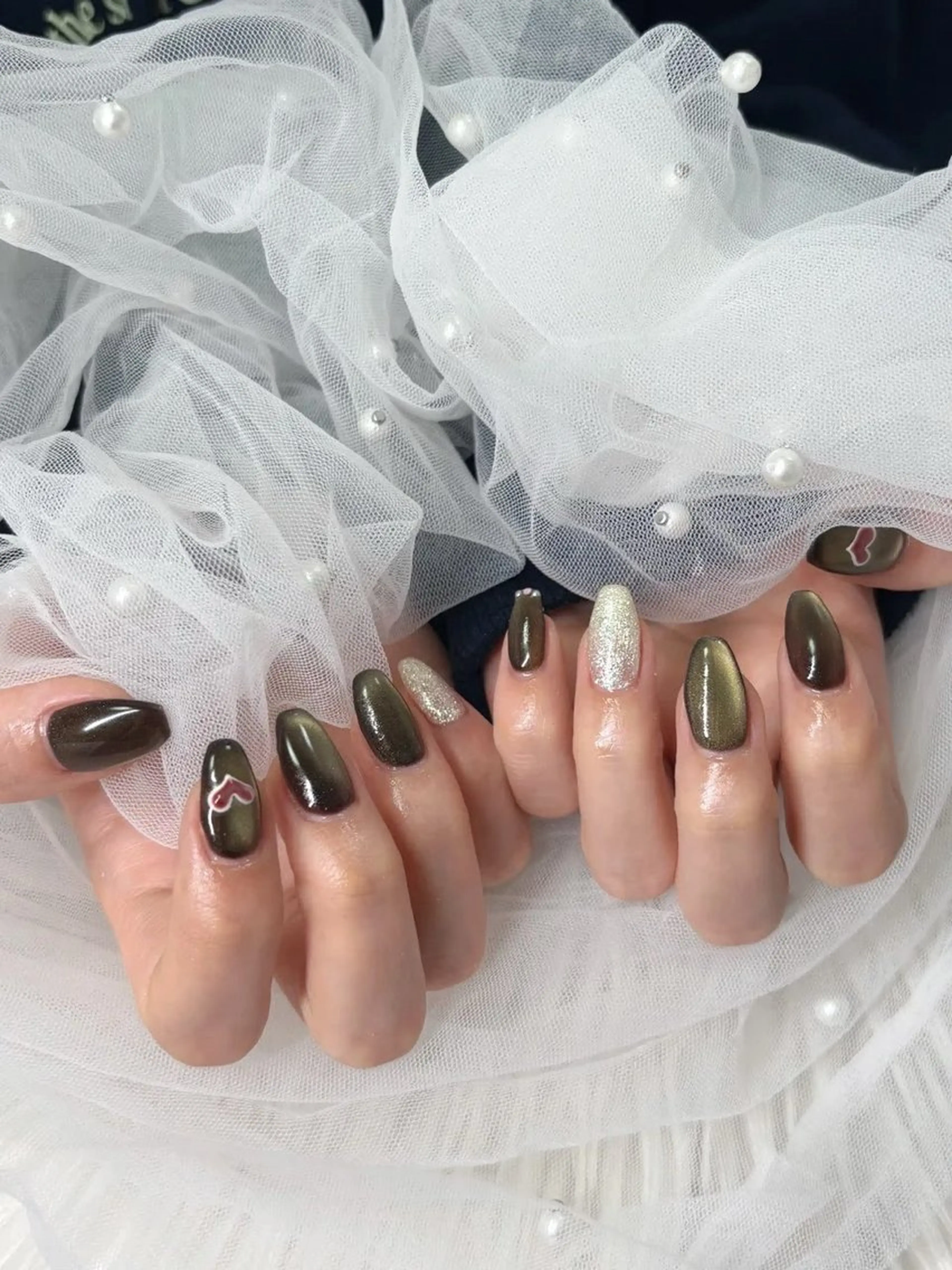 ネイル ハンドネイル フットネイル 小野 真優のネイルデザイン