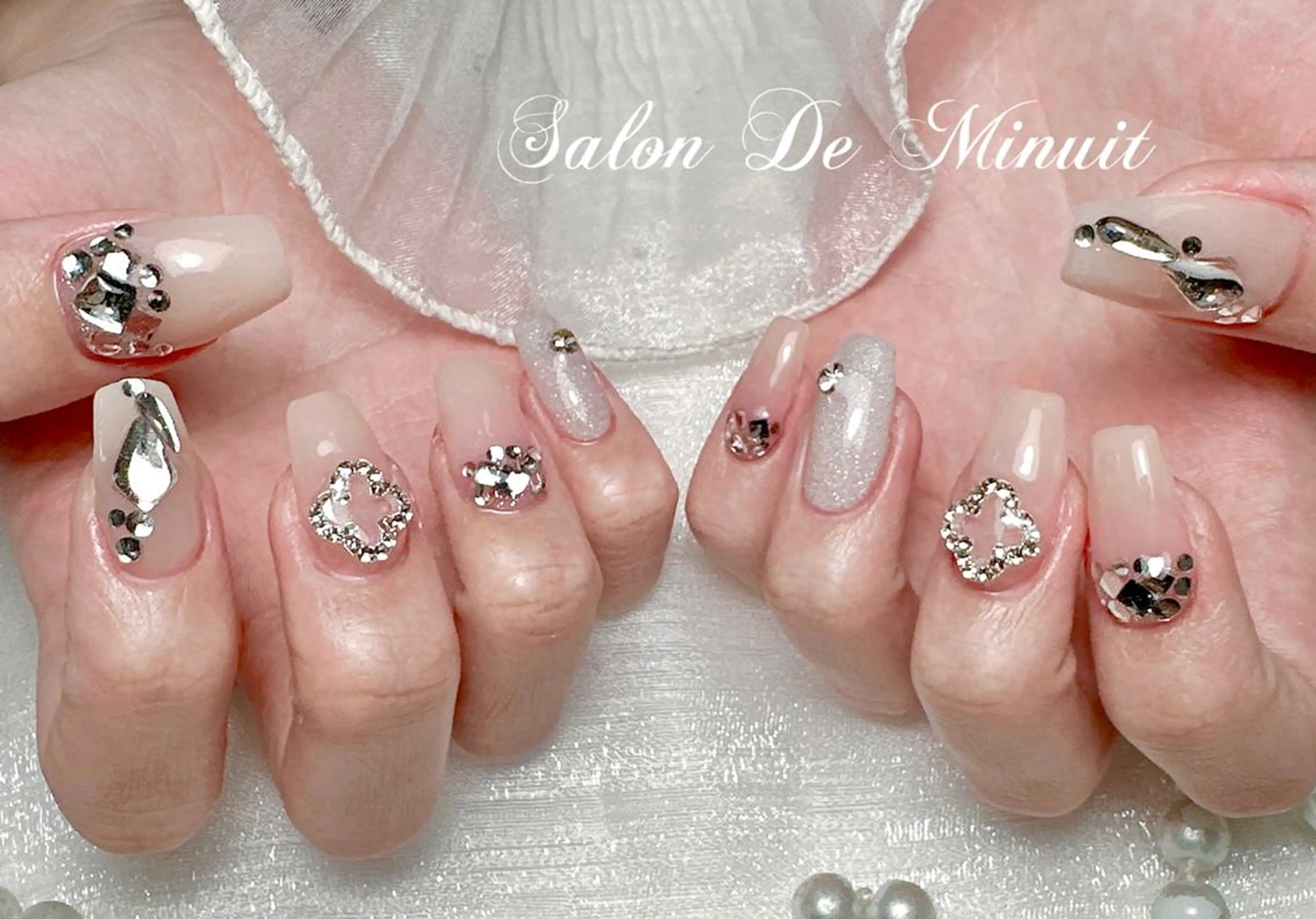 ネイル ハンドネイル ハンドケア Momo 🤍のネイルデザイン