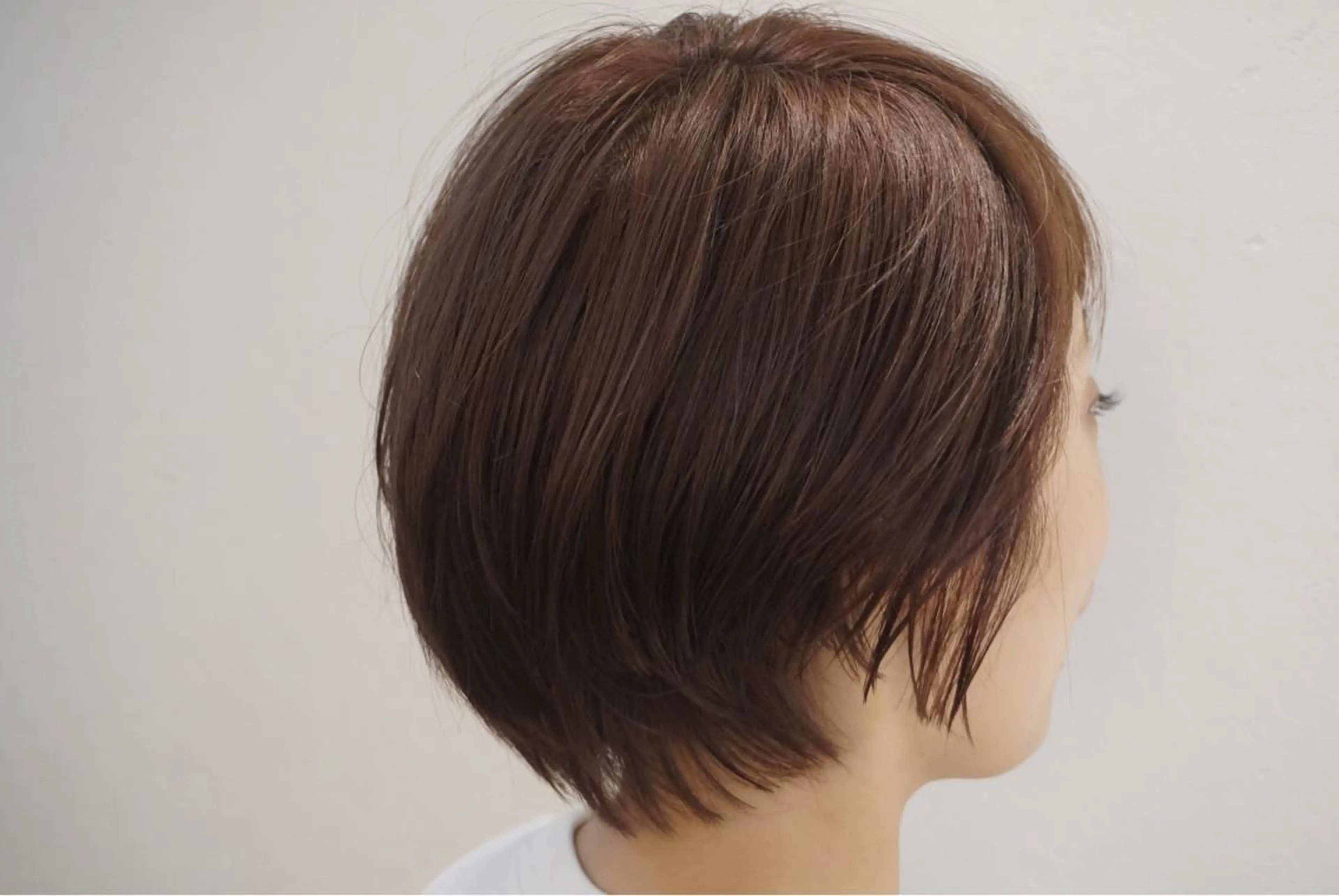 ショート カラー 大場 優のヘアスタイル