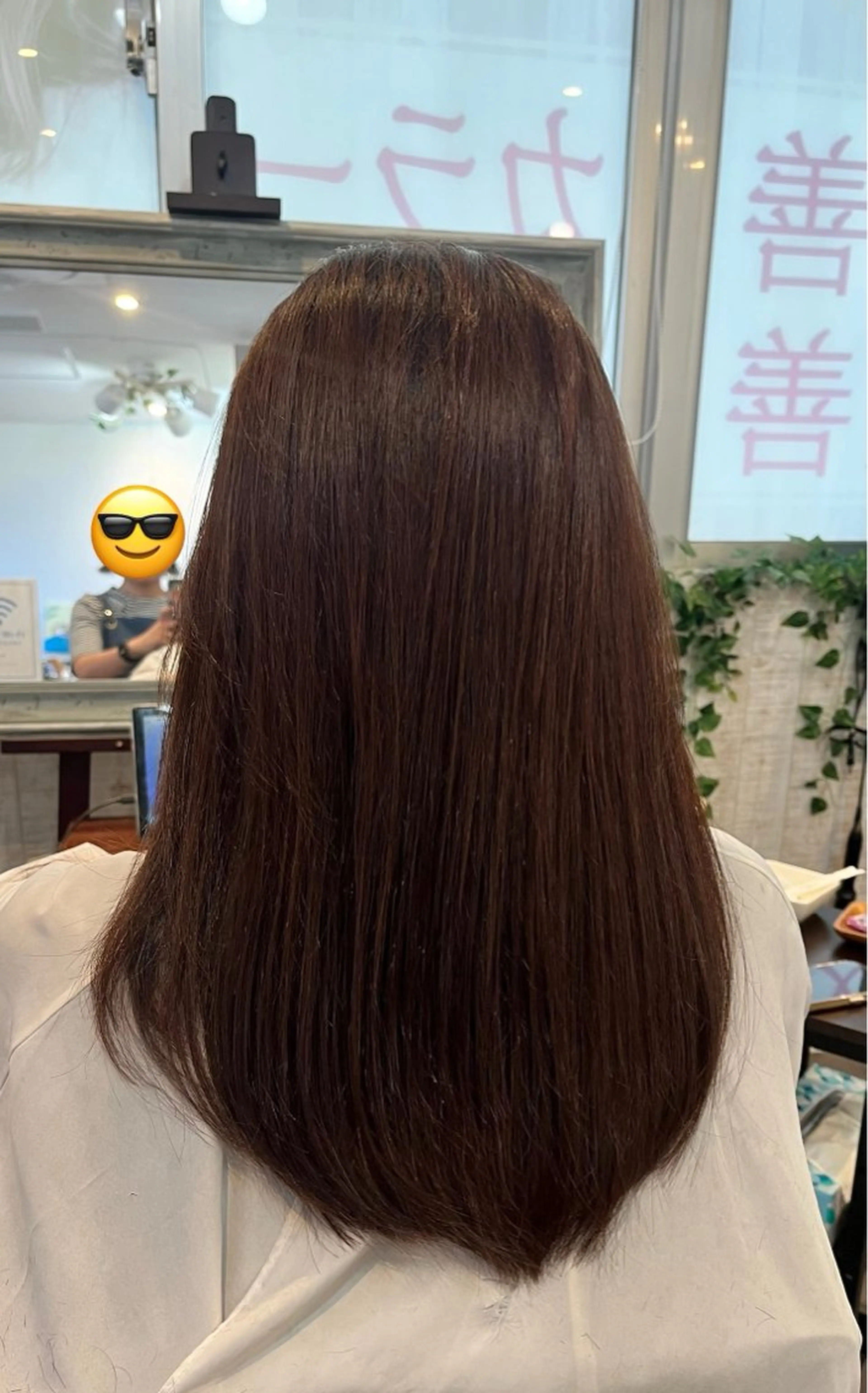 セミロング カラー ボルドーカラー si6【シーム】 小田みきのヘアスタイル