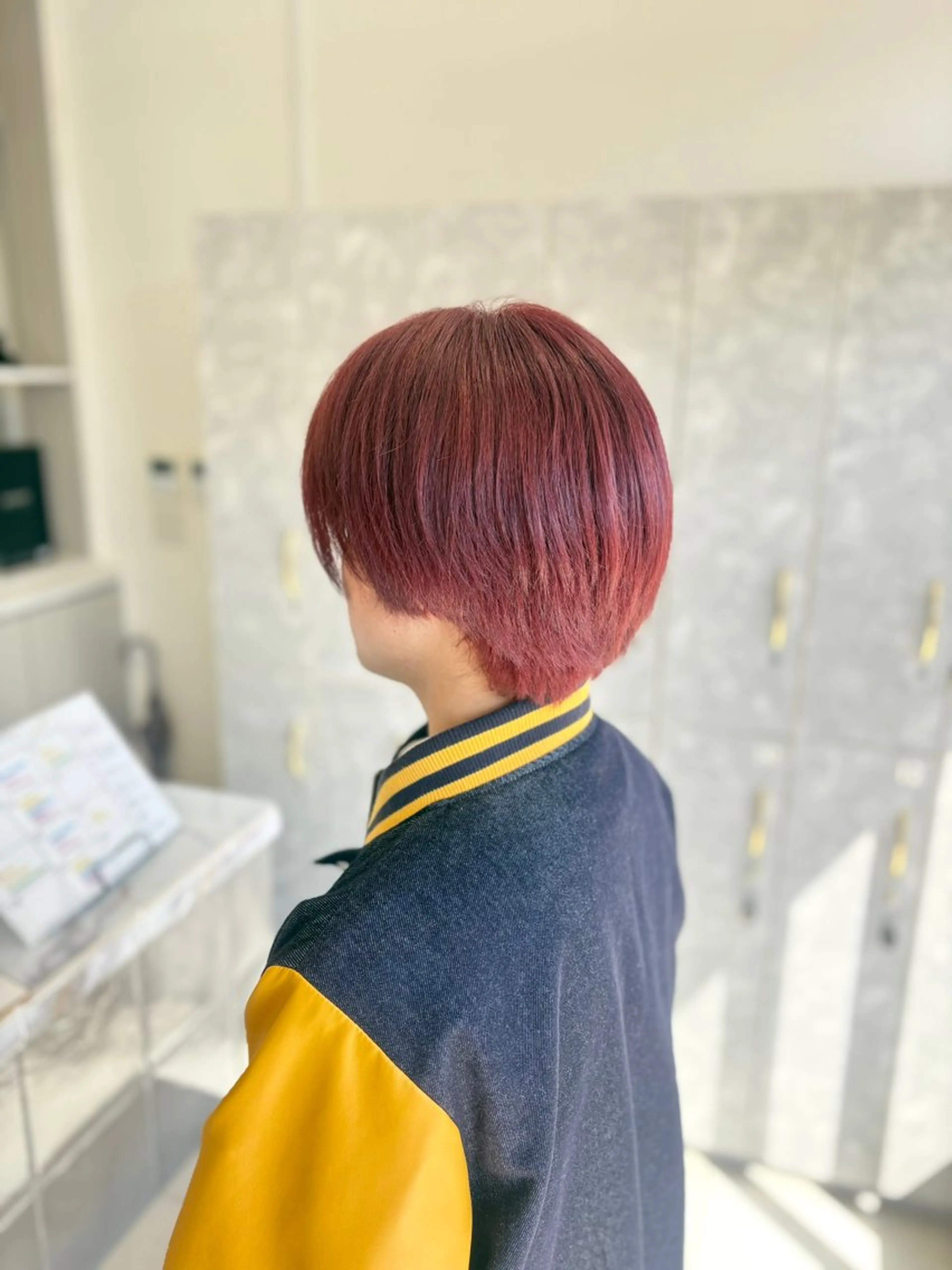 カラー ブリーチ レッドカラー ヘアカラー 小板橋 菜月のヘアスタイル