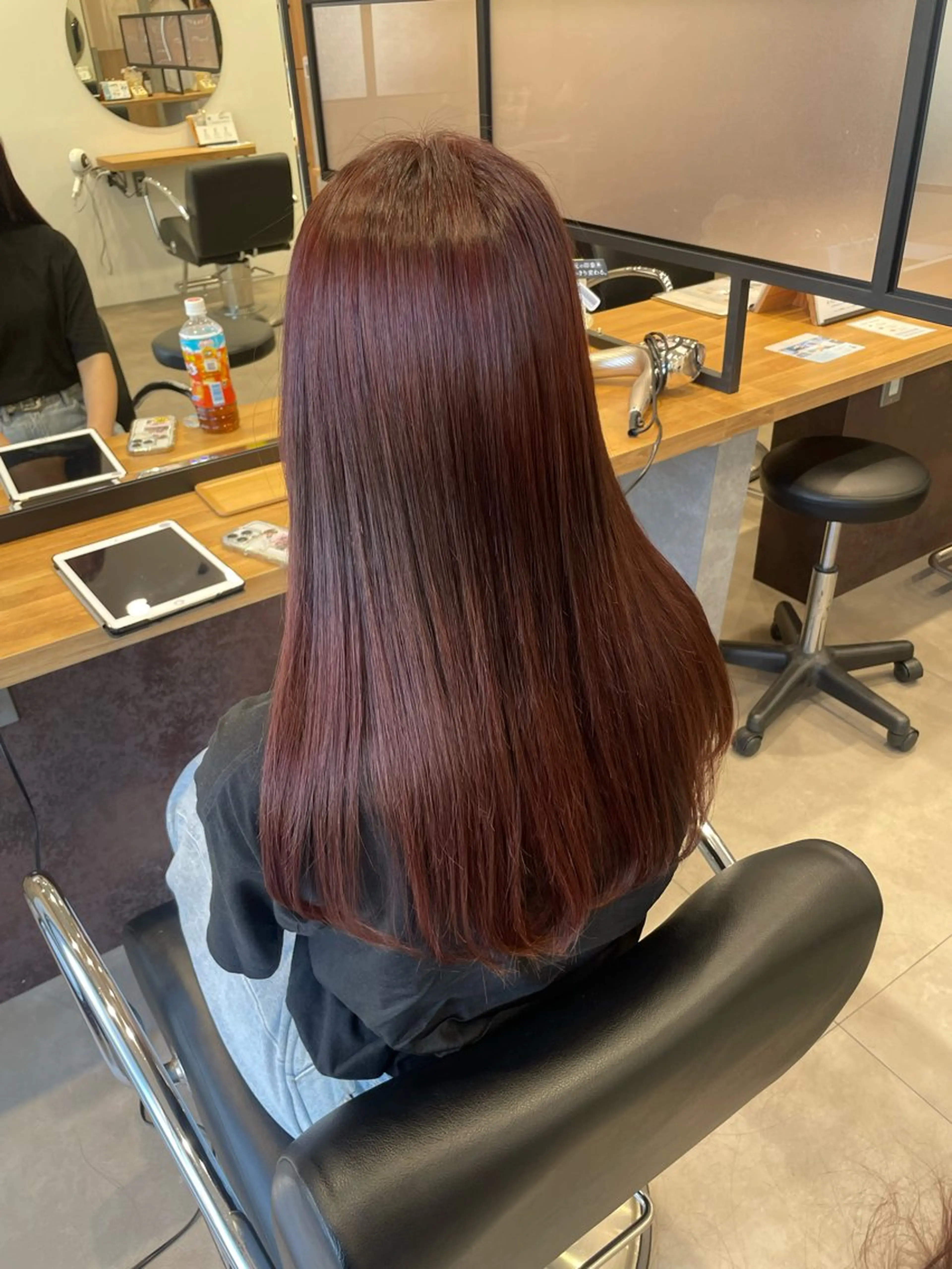 ロング ヘアカラー 佐藤 由依/水光カラーのヘアスタイル