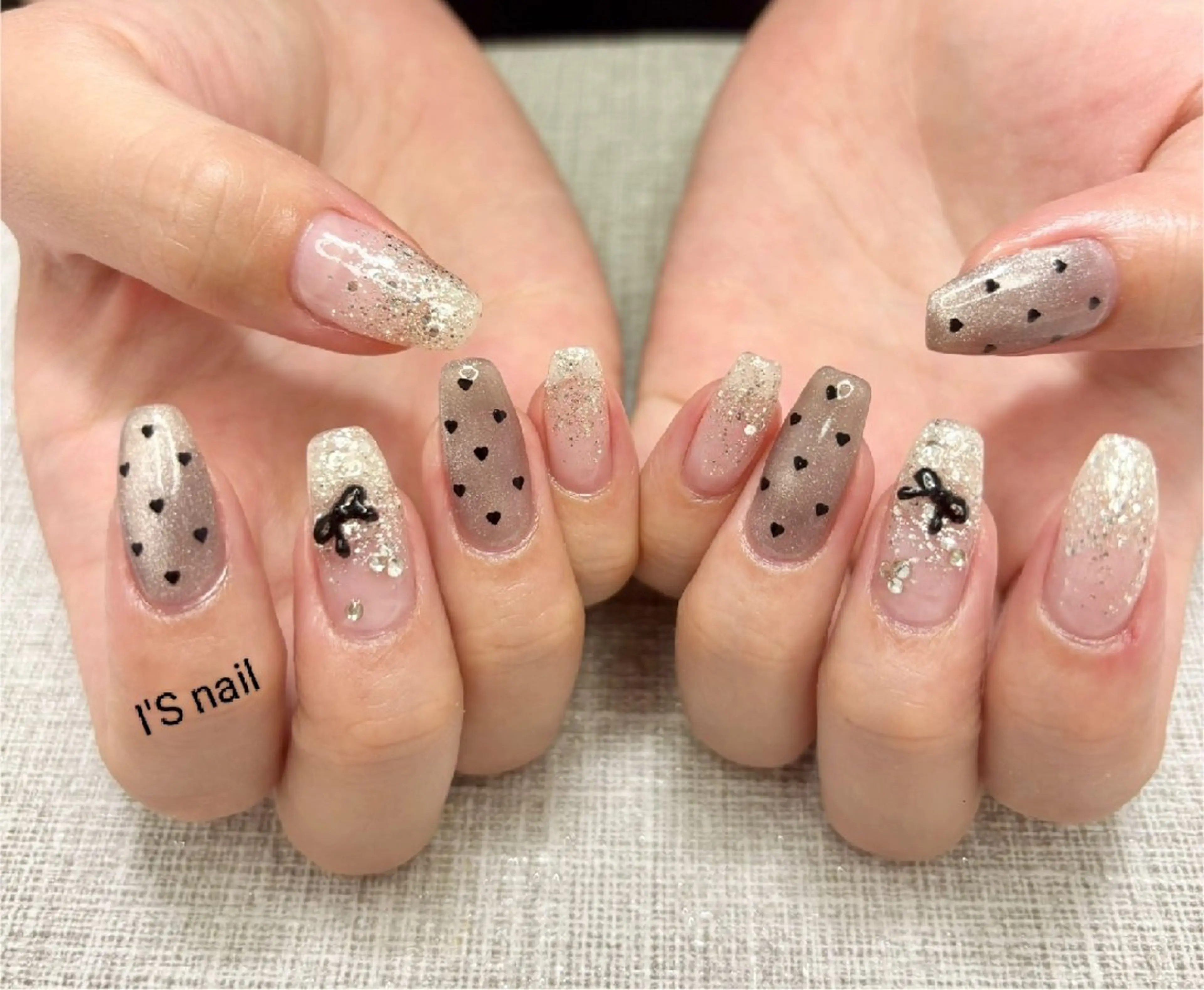 ネイル ドット ハート I'S nail 佐野のネイルデザイン