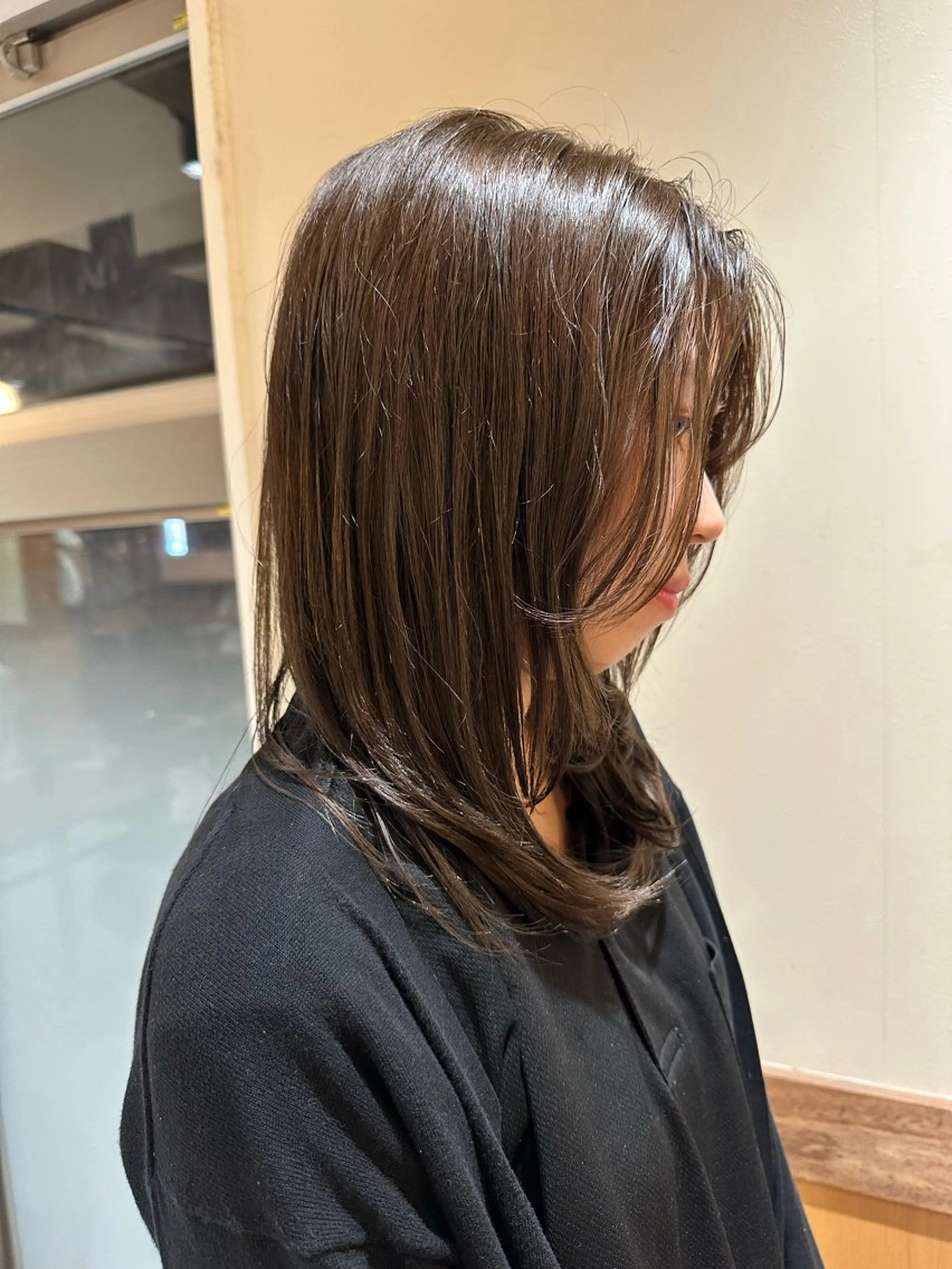 ミディアム カット ヘアカラー トリートメント 青山 祐一朗のヘアスタイル