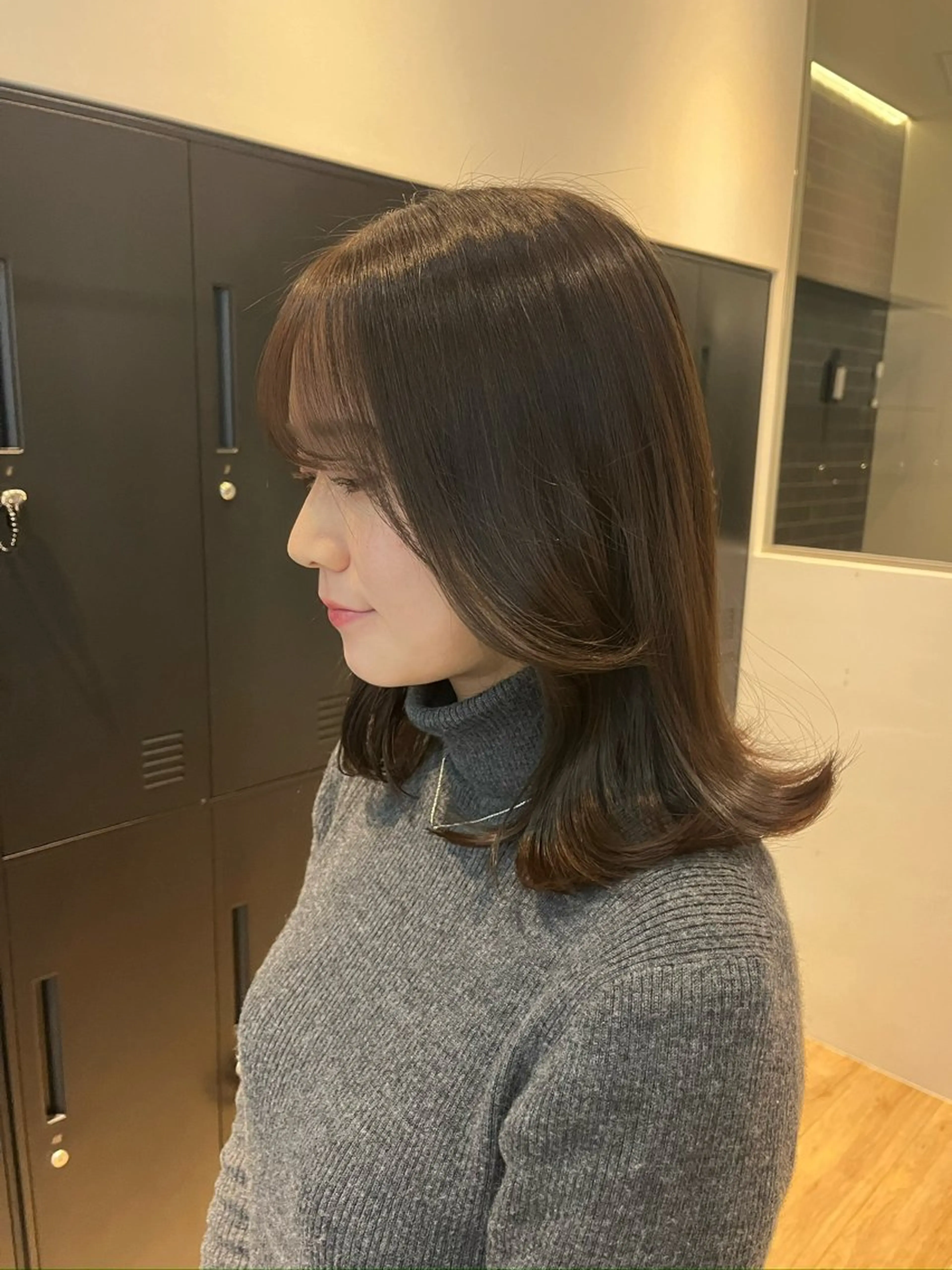 セミロング カラー ヘアカラー 森山 葵のヘアスタイル
