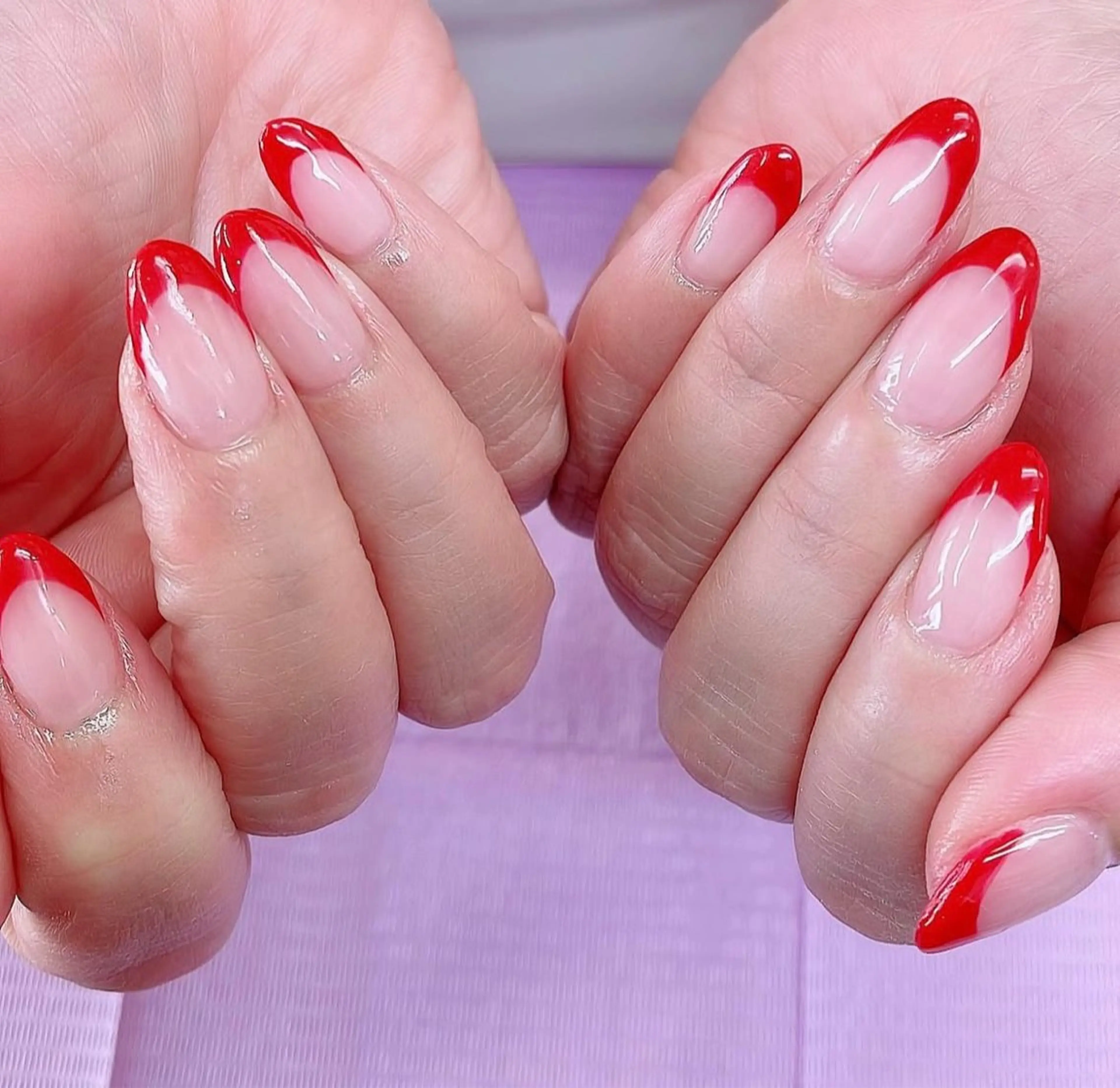 ネイル フレンチネイル 赤色 シンプルネイル Vitality 北区 黒川、名城公園のネイルデザイン