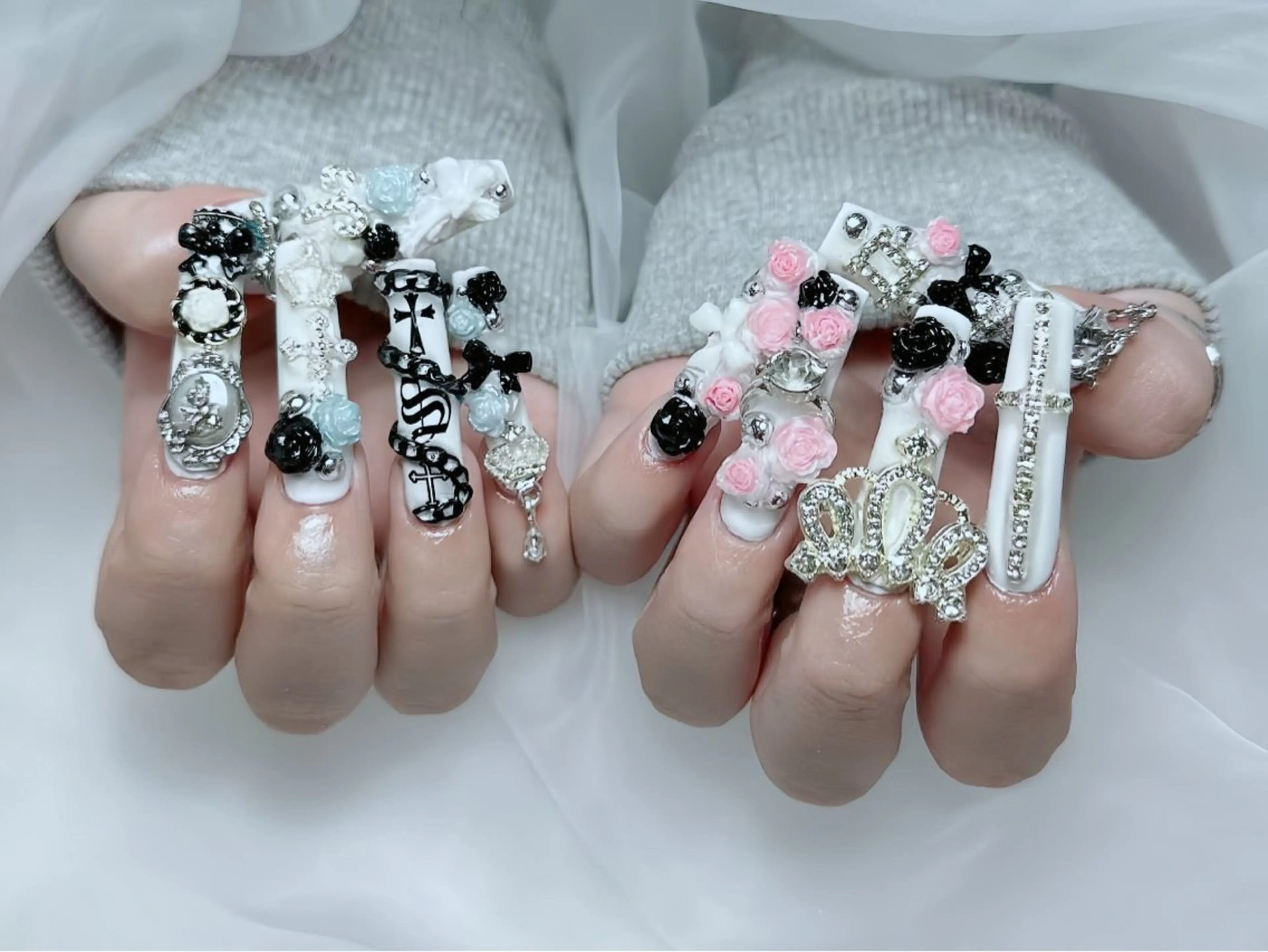 ネイル チークネイル フラッシュネイル フラワーネイル フットネイル ジェルネイル ハンドネイル Rin Nail Shinokuboのネイルデザイン