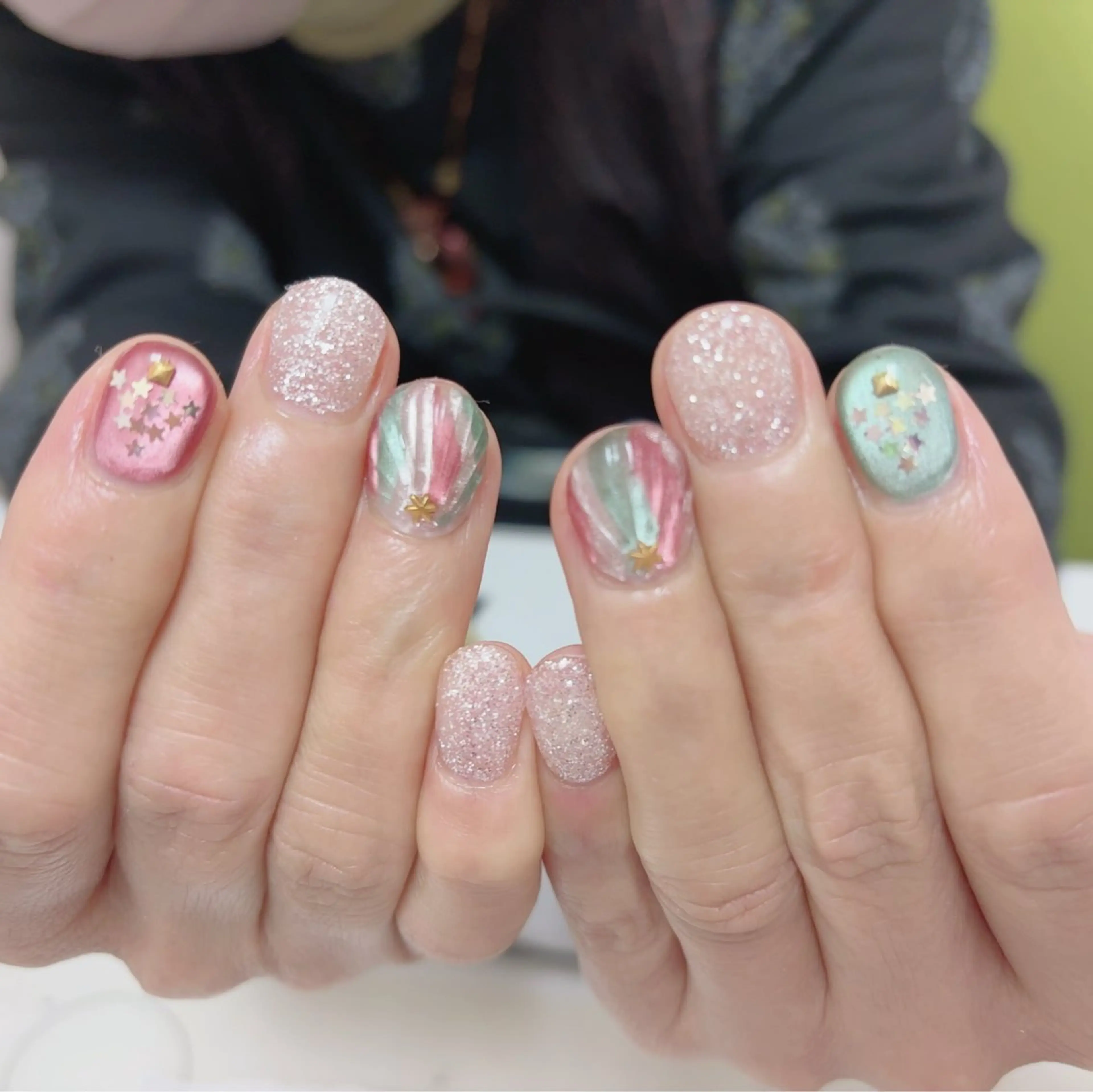 ネイル mano nella manoのネイルデザイン