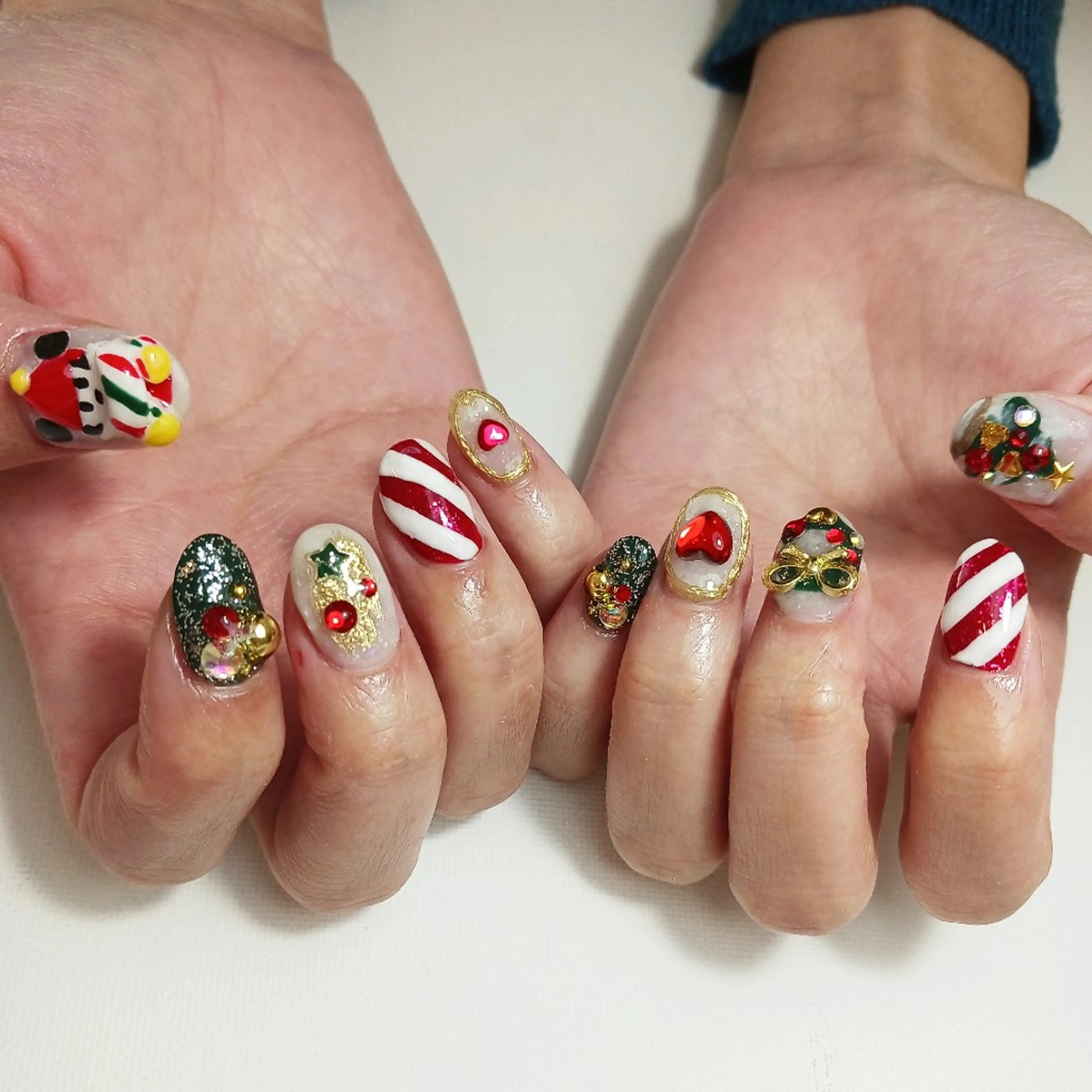 ネイル ジェルネイル 持ち込み 冬ネイル クリスマス ハンドネイル owlnail /持込みデザイン専門のネイルデザイン