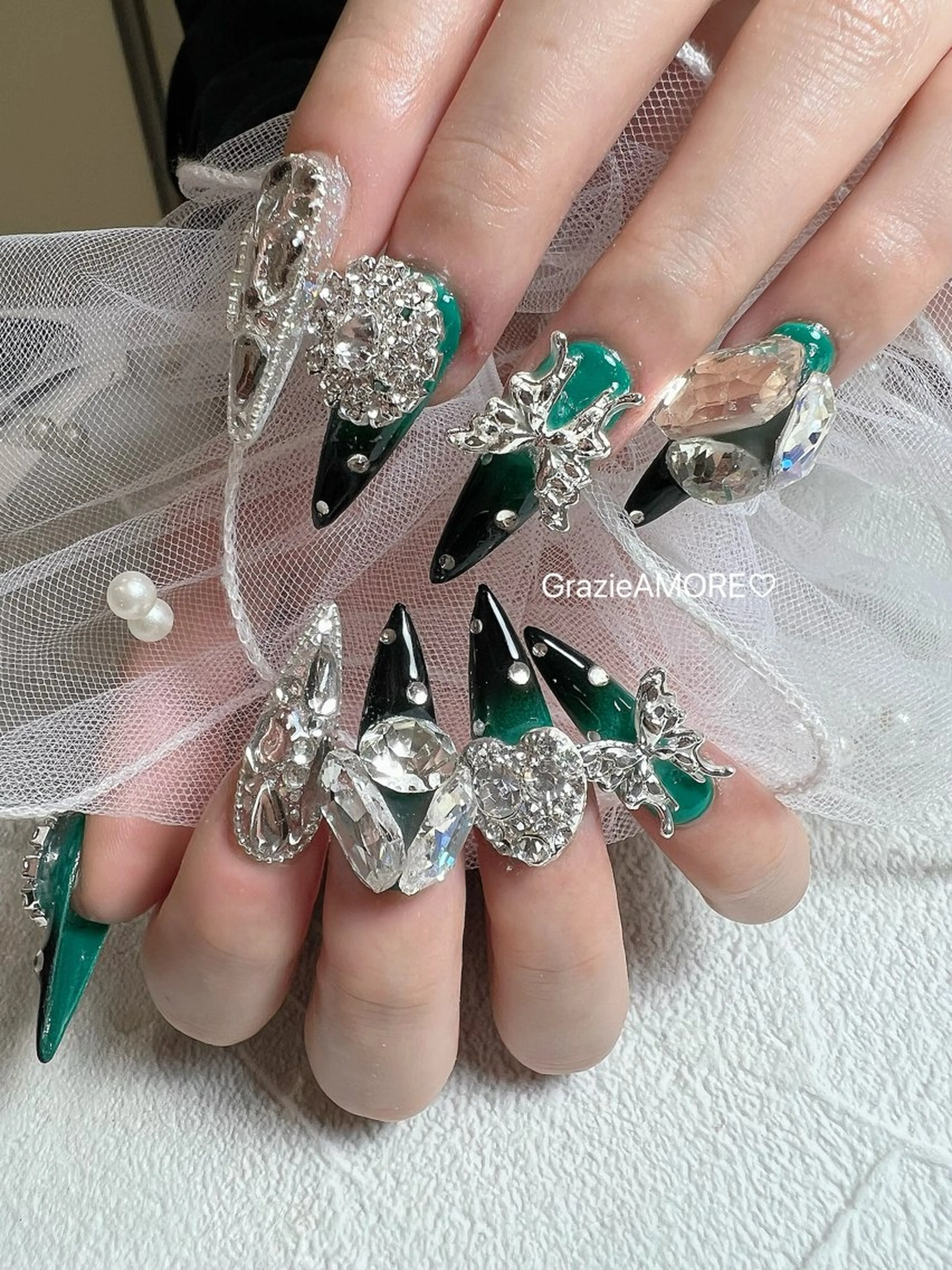 ネイル ハンドネイル Grazie AMOREのネイルデザイン