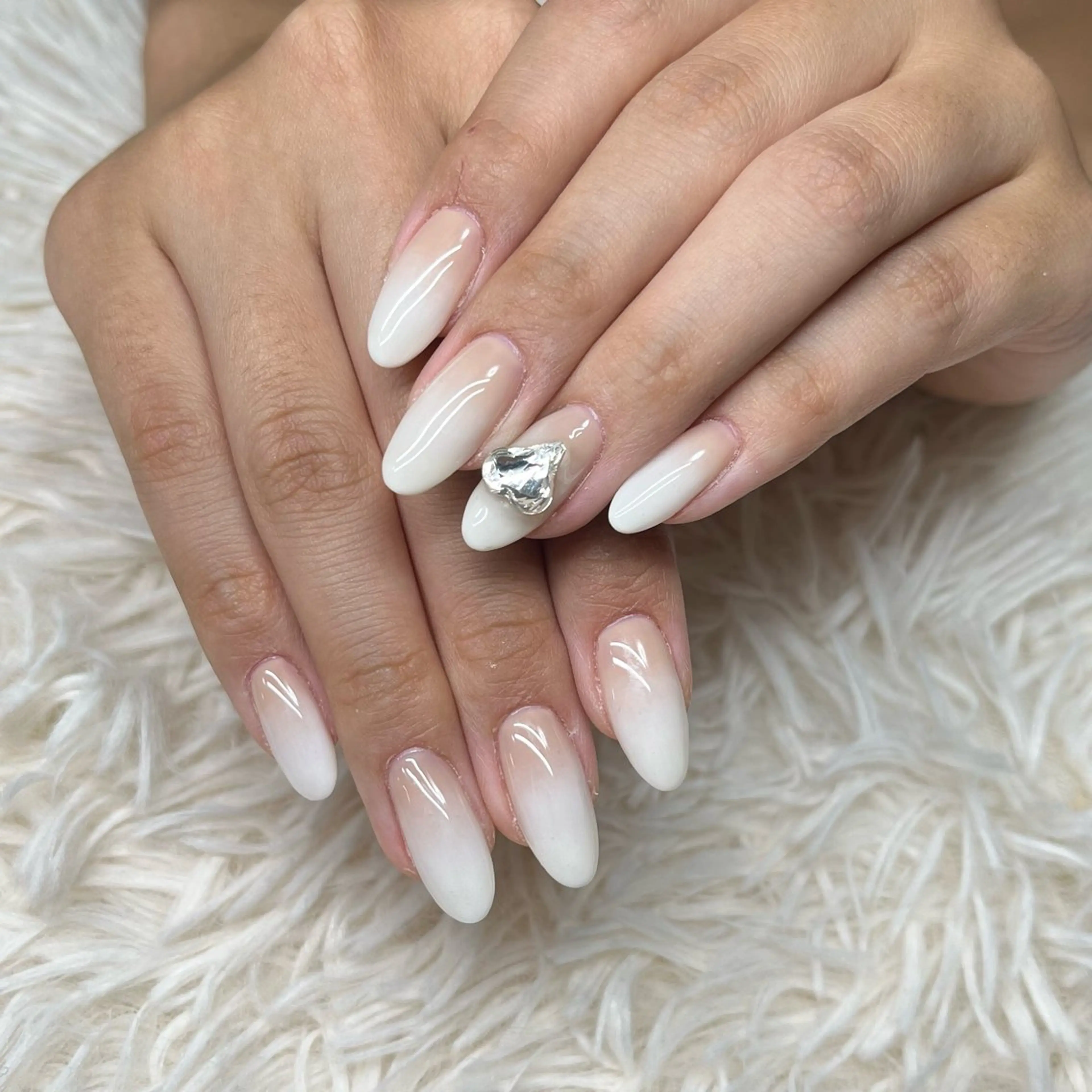 ネイル アートネイル クリアネイル フレンチネイル ジェルネイル ガラスフレンチ 🐕‍🦺Yappy 💗A-tanのネイルデザイン