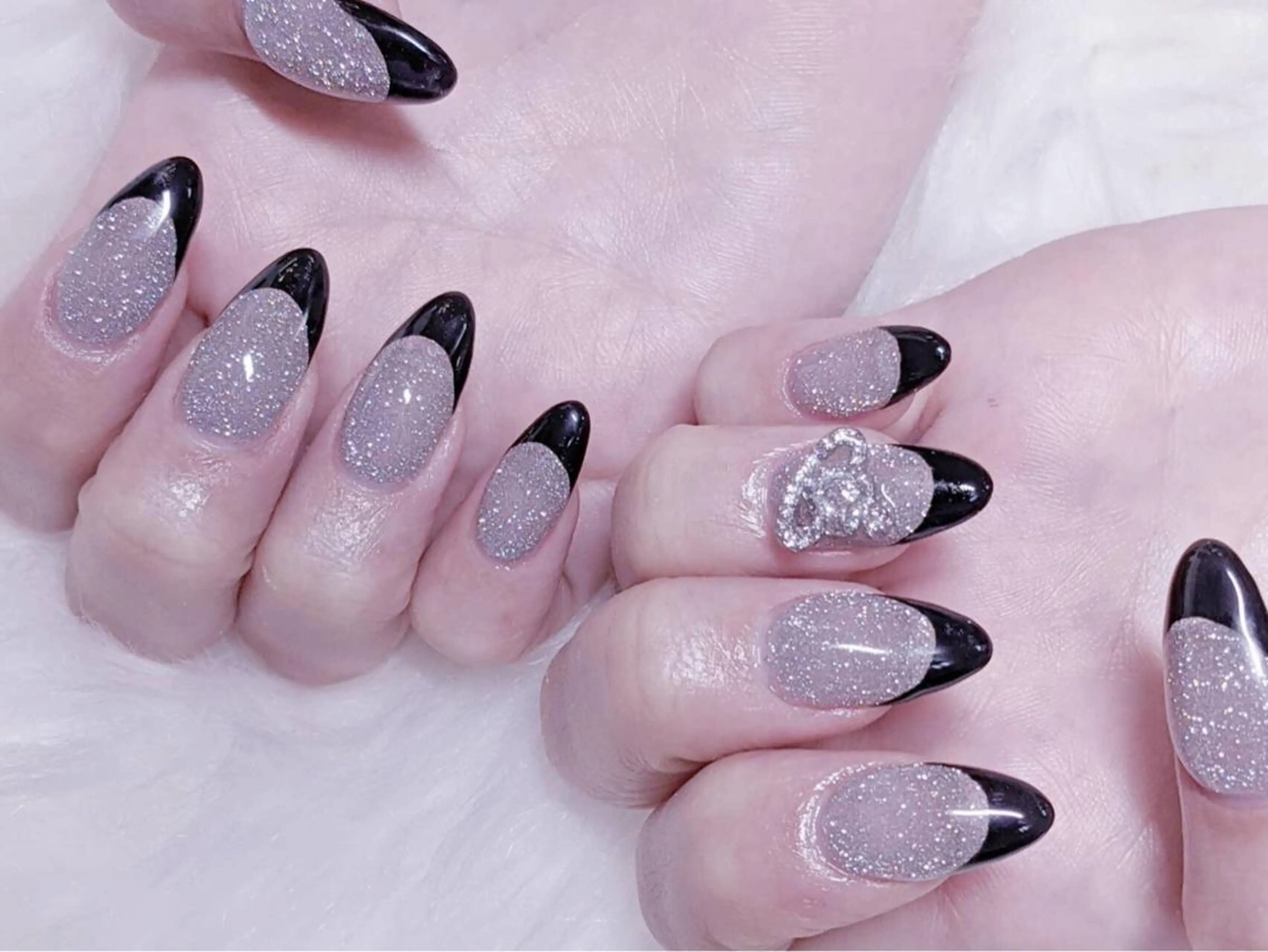 ネイル MoonNail ユリ🌸のネイルデザイン