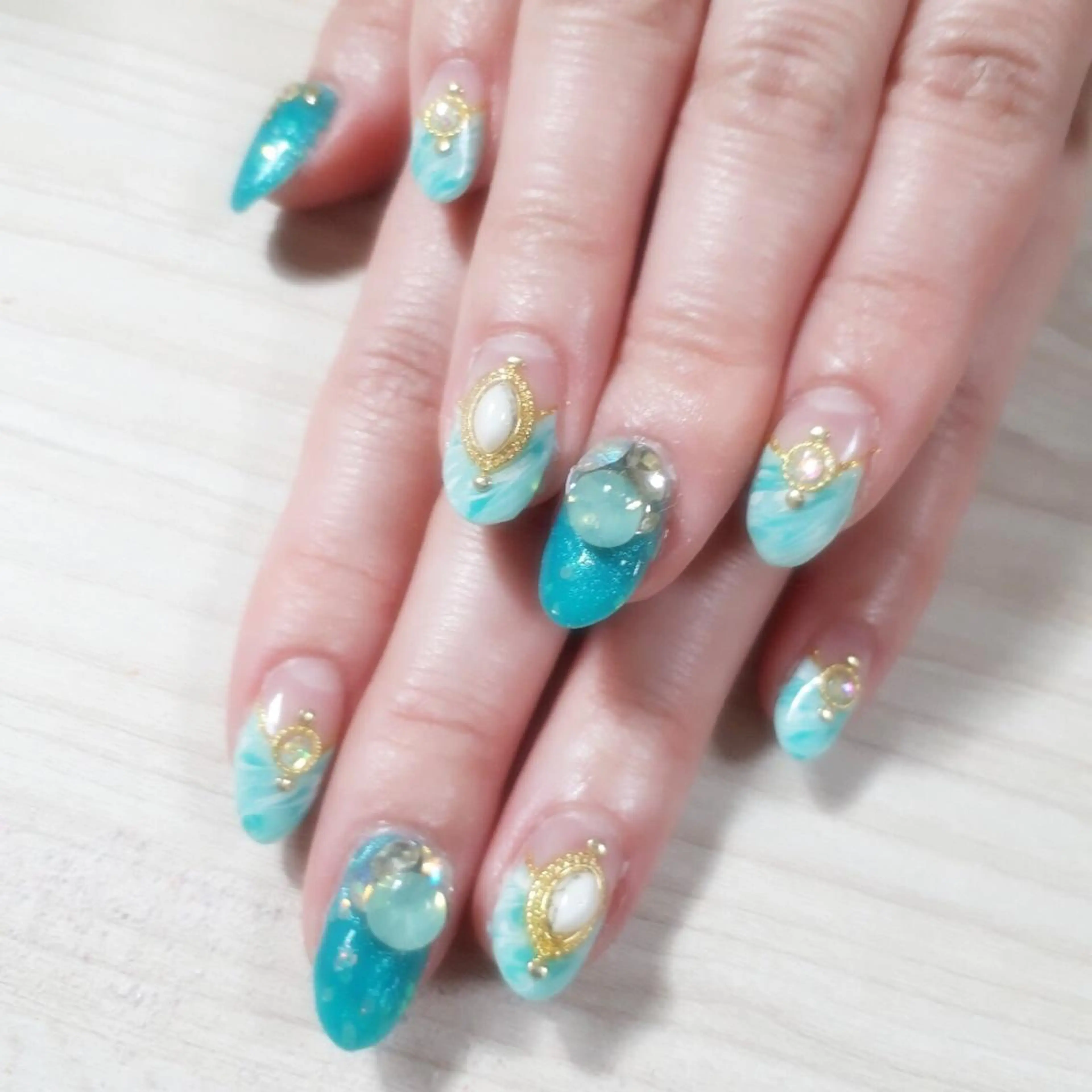 ネイル 安藤 Charlotteのネイルデザイン