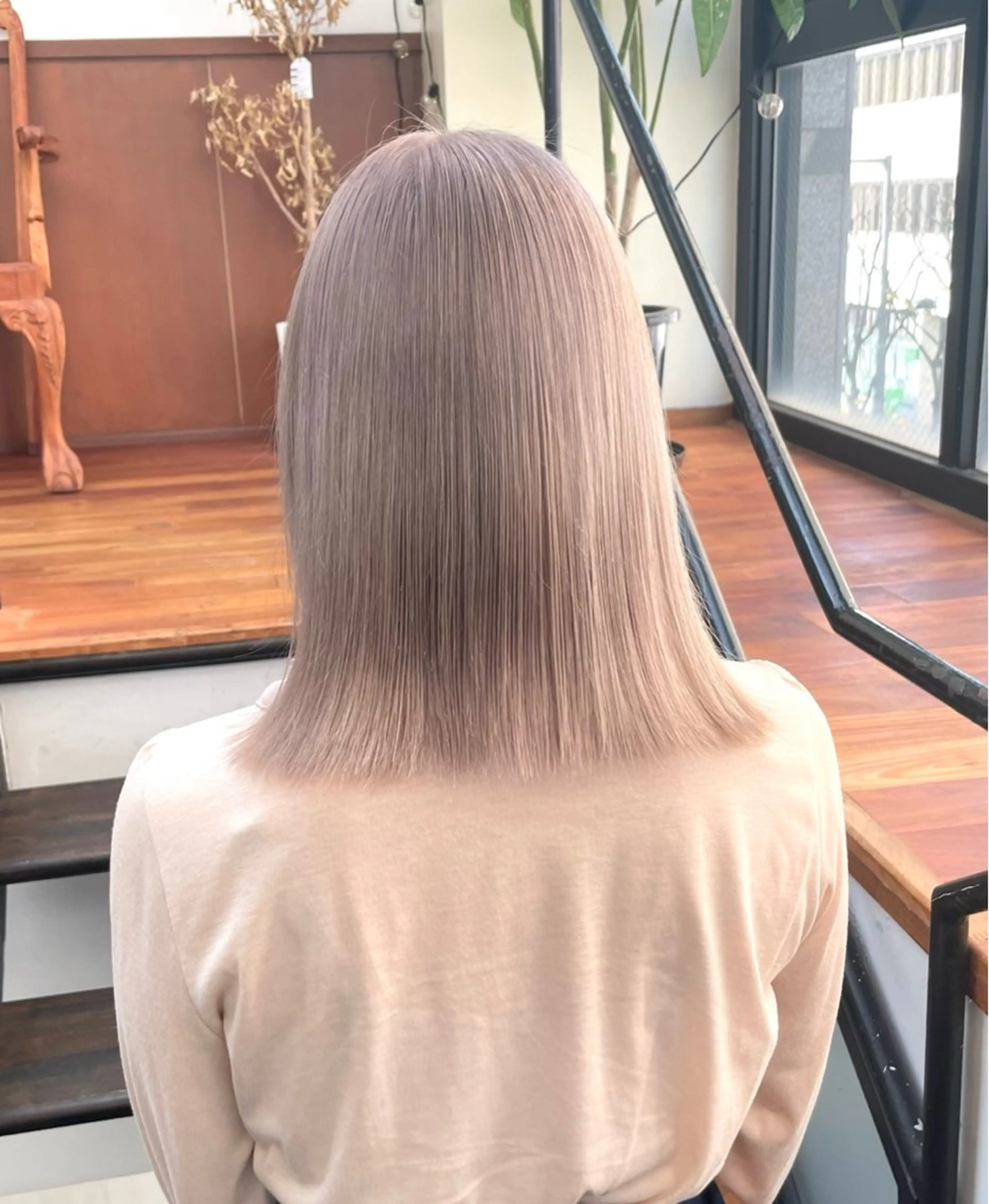 カラー ヘアカラー 河合 愛実のヘアスタイル