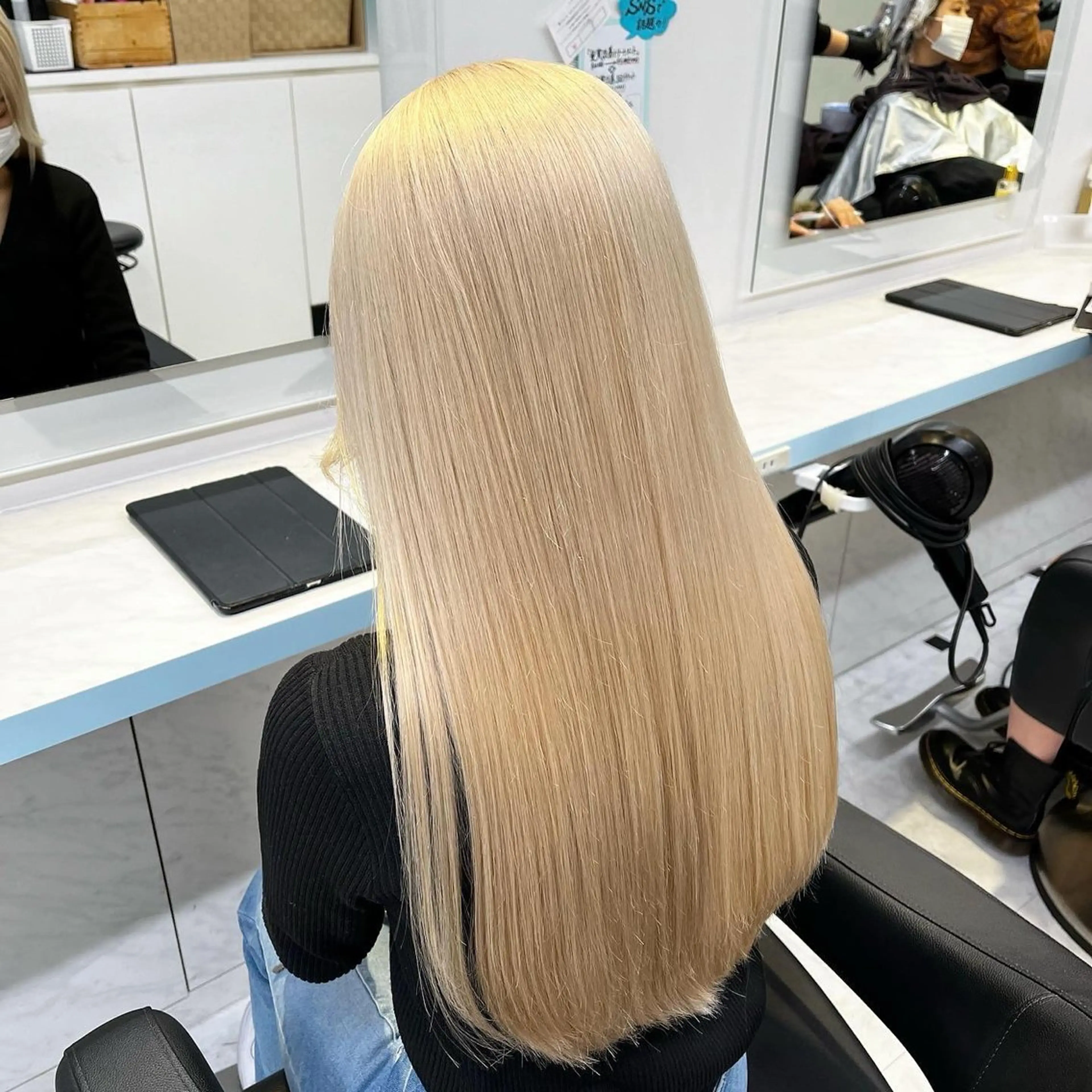 ロング カラー ヘアカラー トリートメント ブリーチカラー 🩵MIZUKIのヘアスタイル