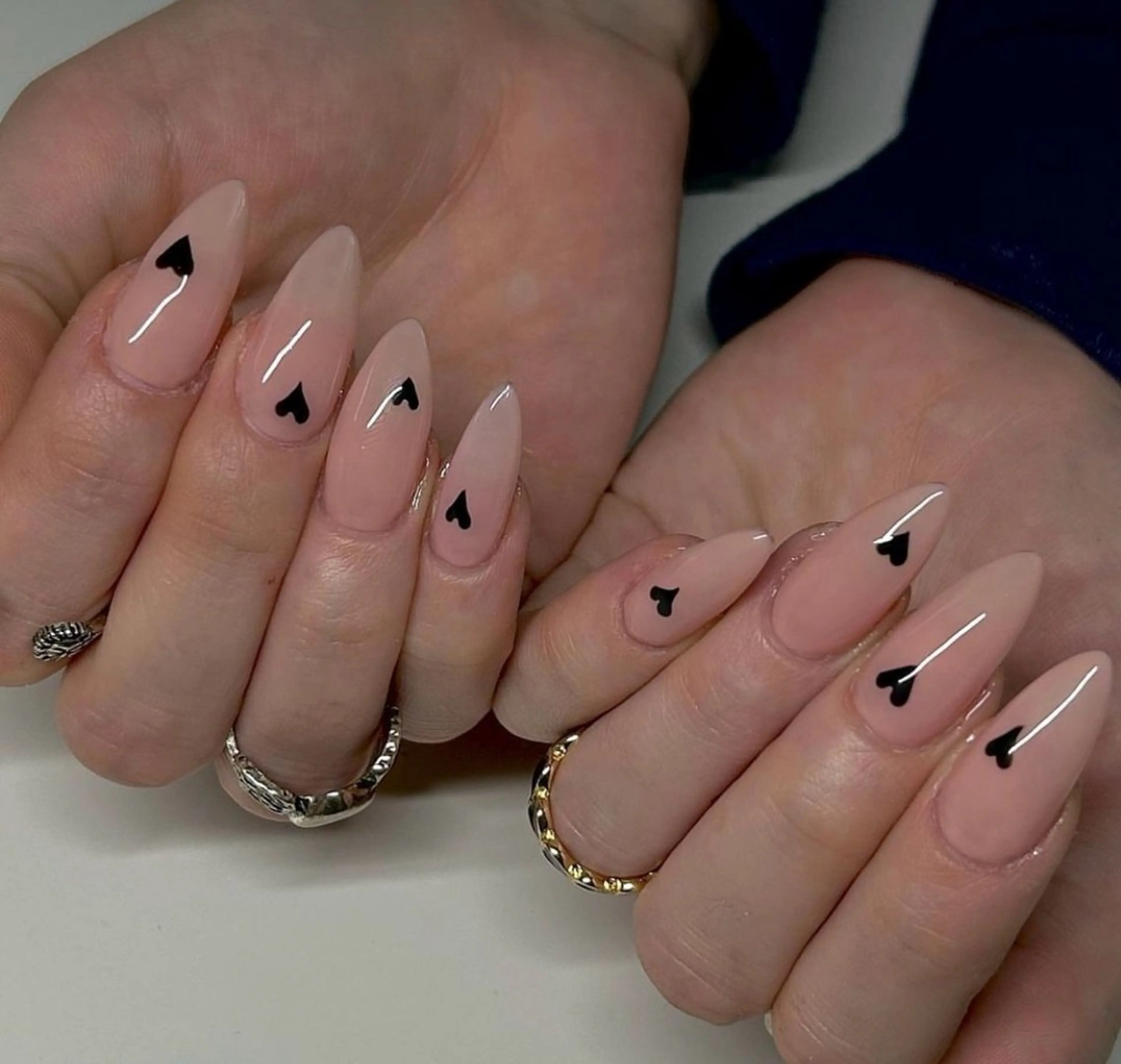 ネイル フットネイル ジェルネイル マグネットネイル 持ち込み ワンカラーネイル ANA 168 池袋のネイルデザイン