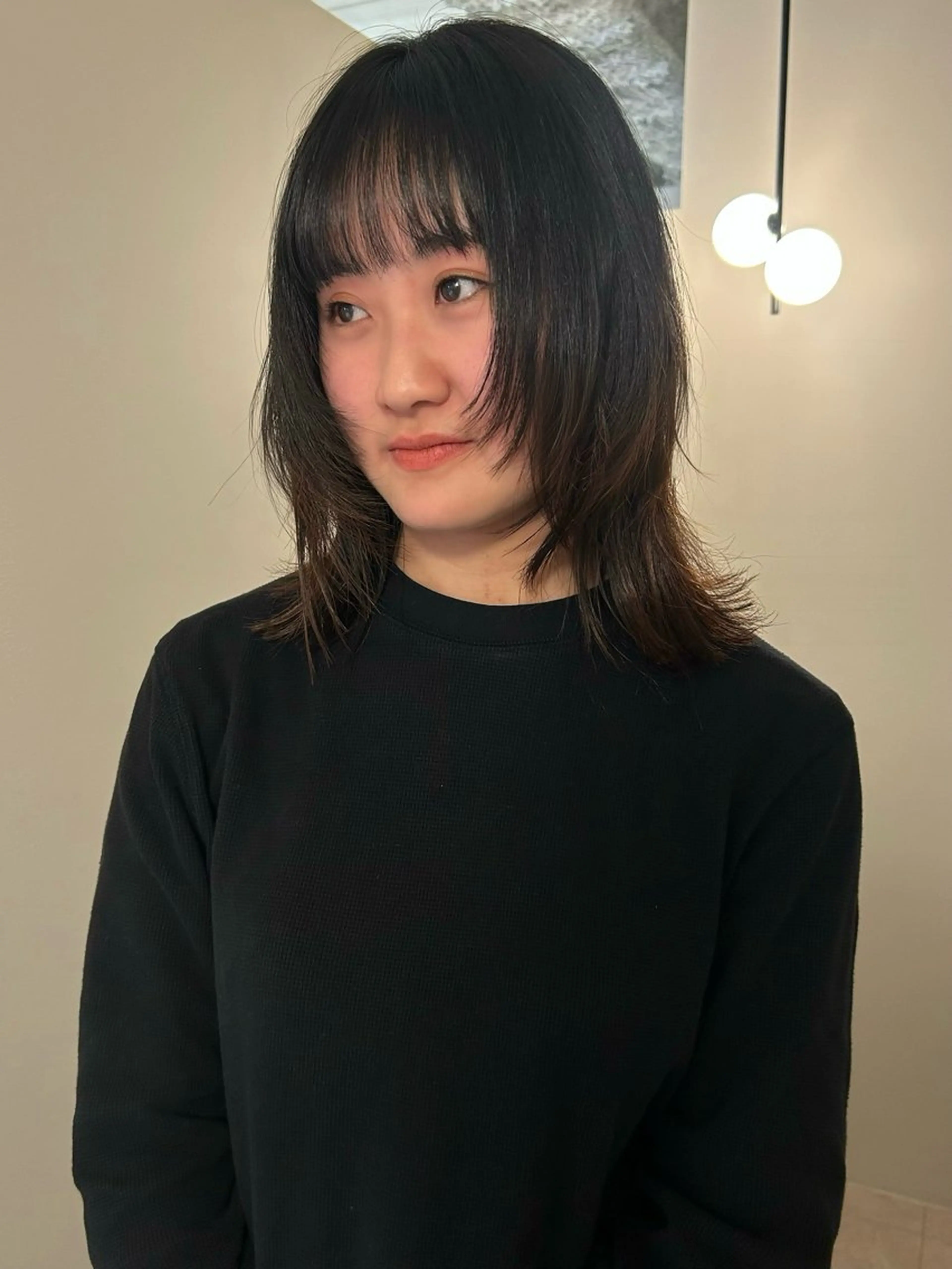 ミディアム 伸ばしかけ レイヤーカット yewscent / konaのヘアスタイル