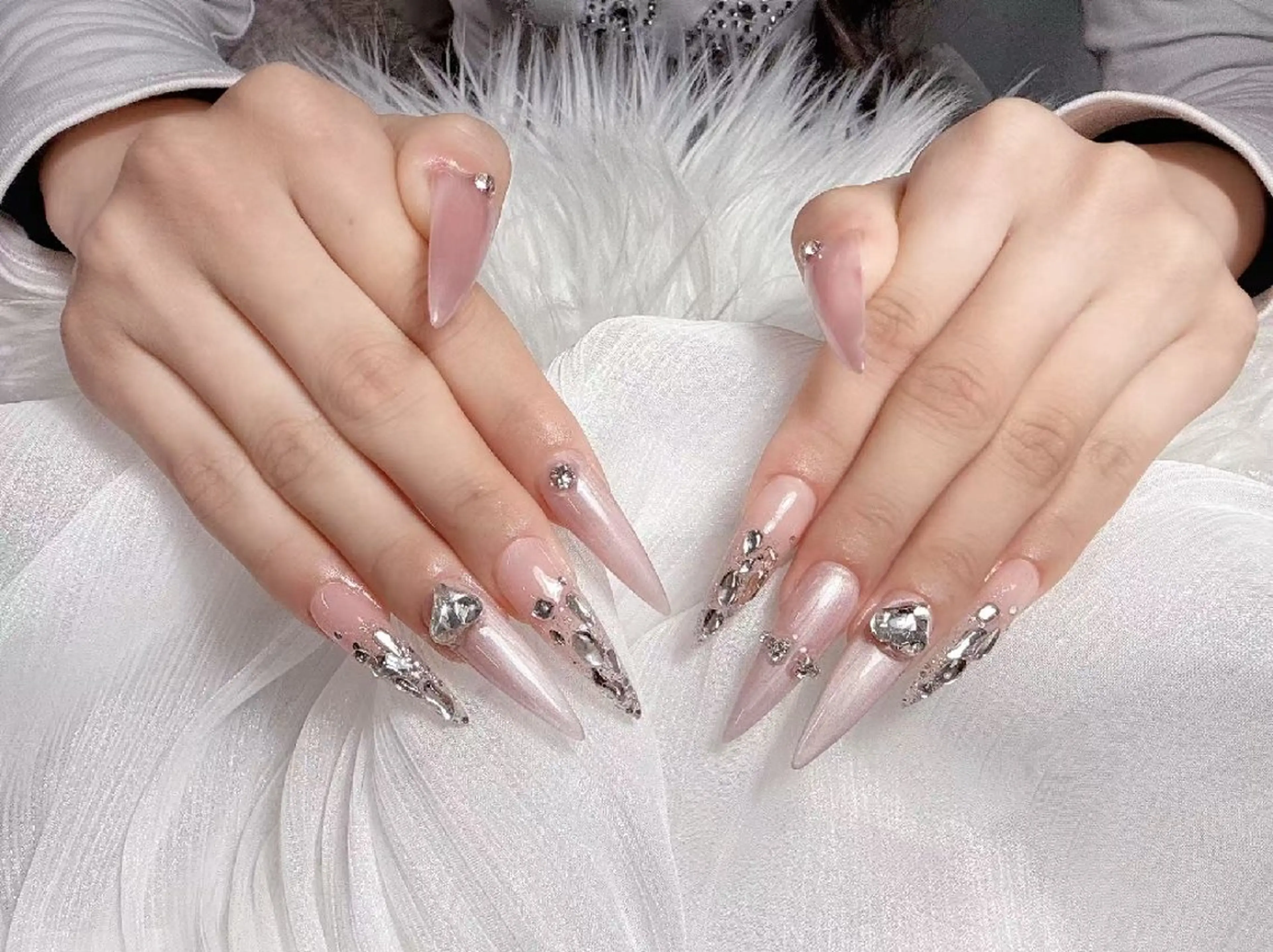 ネイル ENsalon AKIRAのネイルデザイン