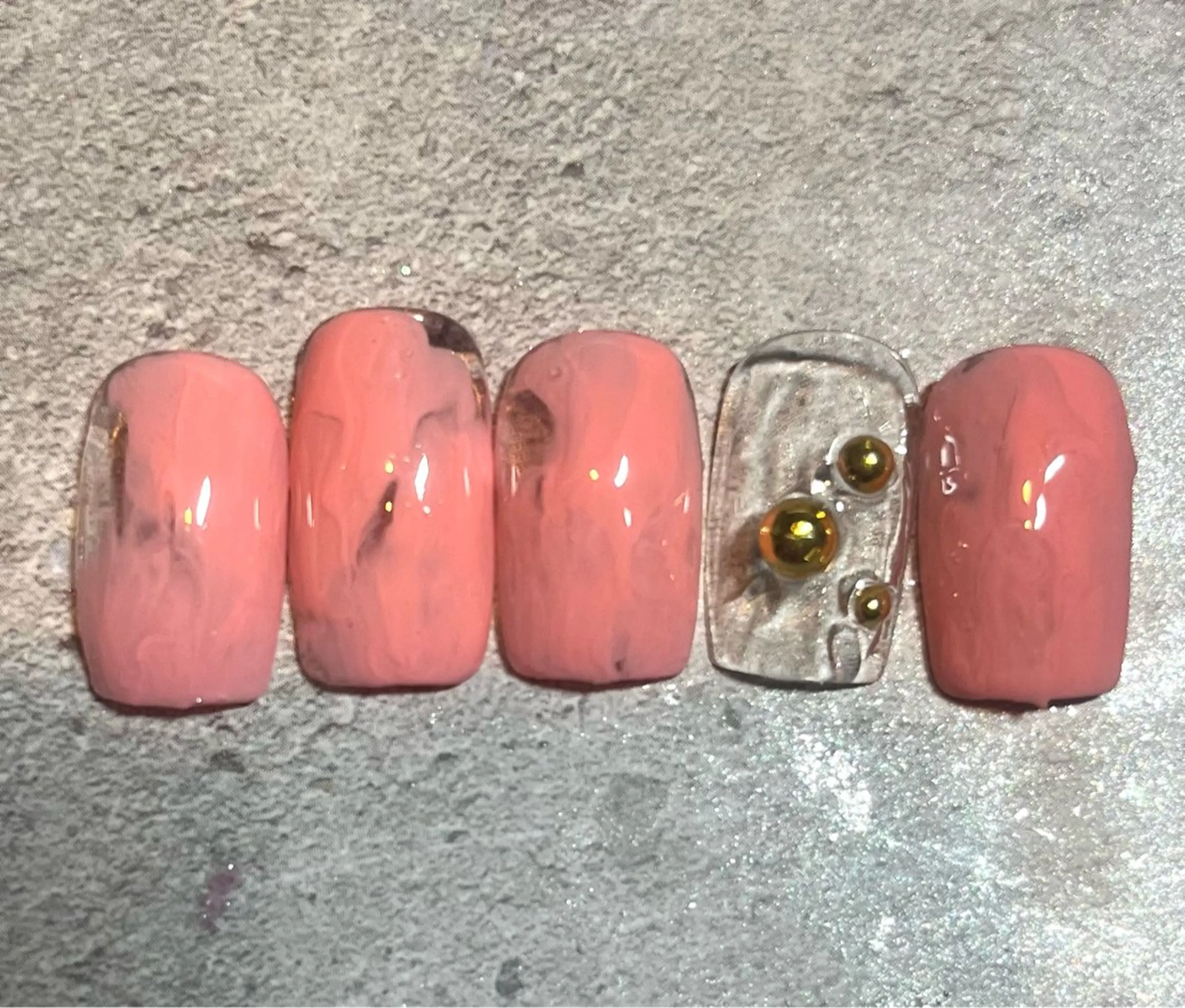 ショート 2DY NAIL SALONのネイルデザイン