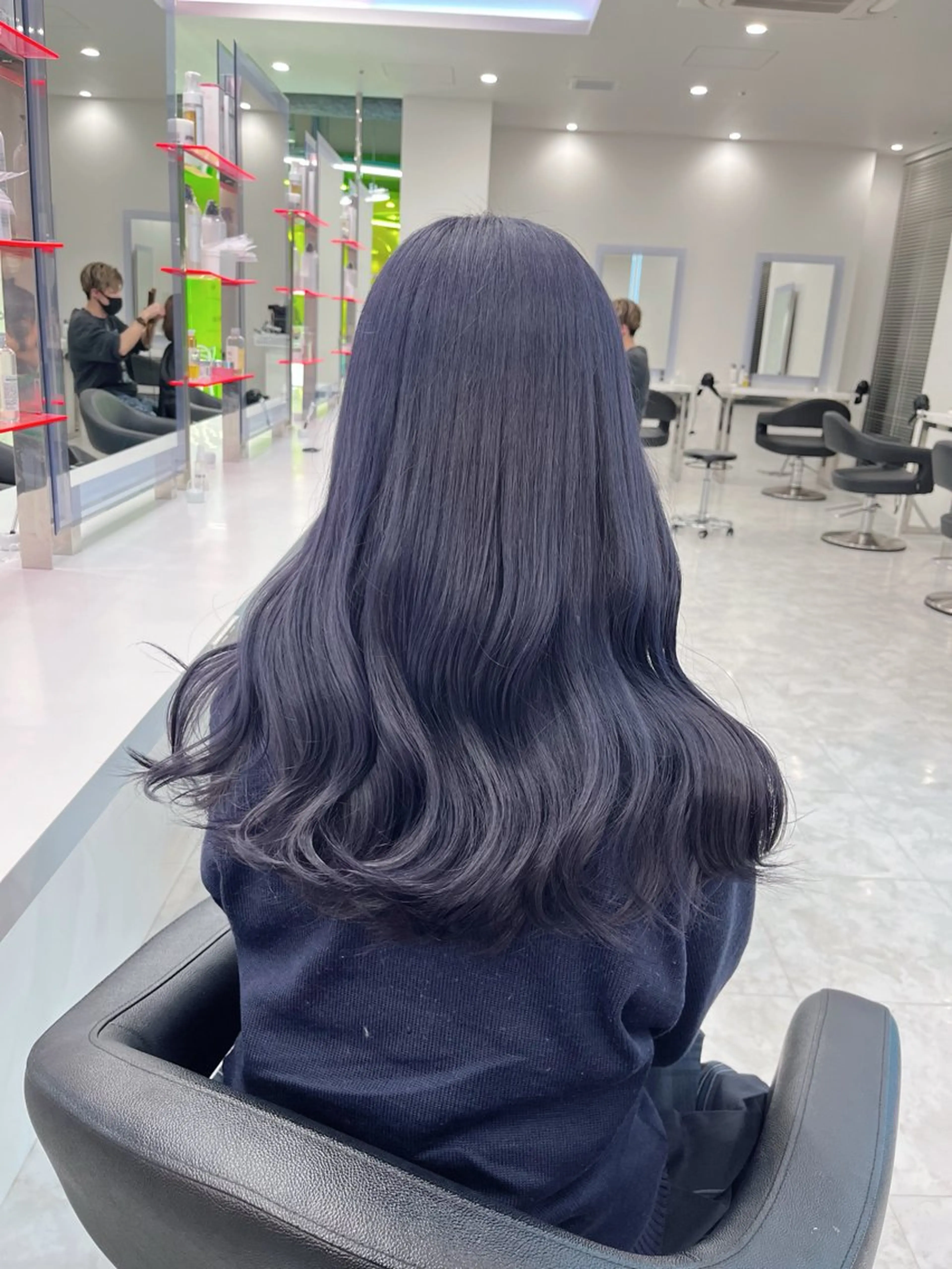 ロング カラー ヘアカラー トリートメント ヘッドスパ ヘアセット 流行りの透明感カラー ×縮毛矯正🤍ユウのヘアスタイル