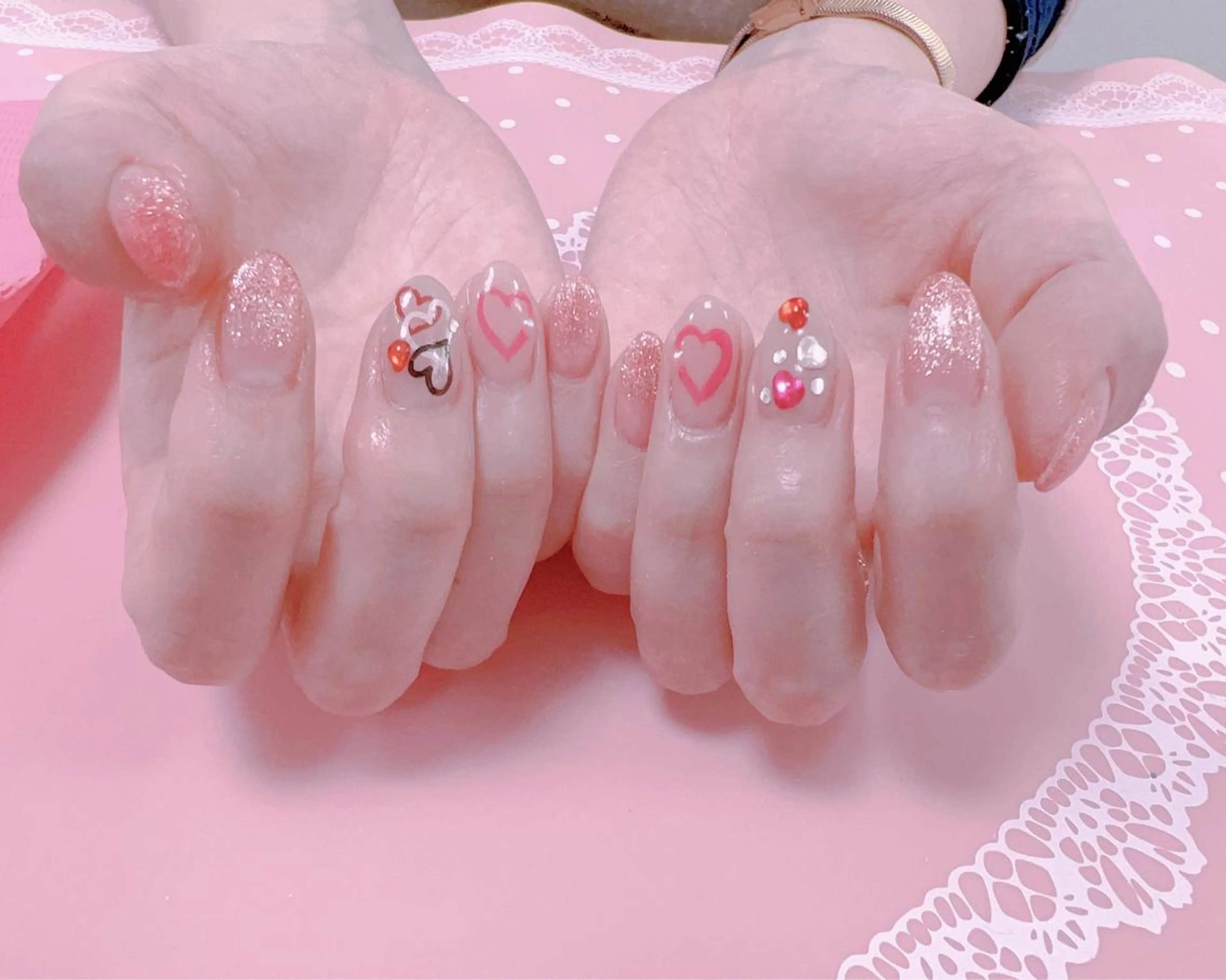 ネイル はぴねす所属・横浜 美夢のネイルデザイン