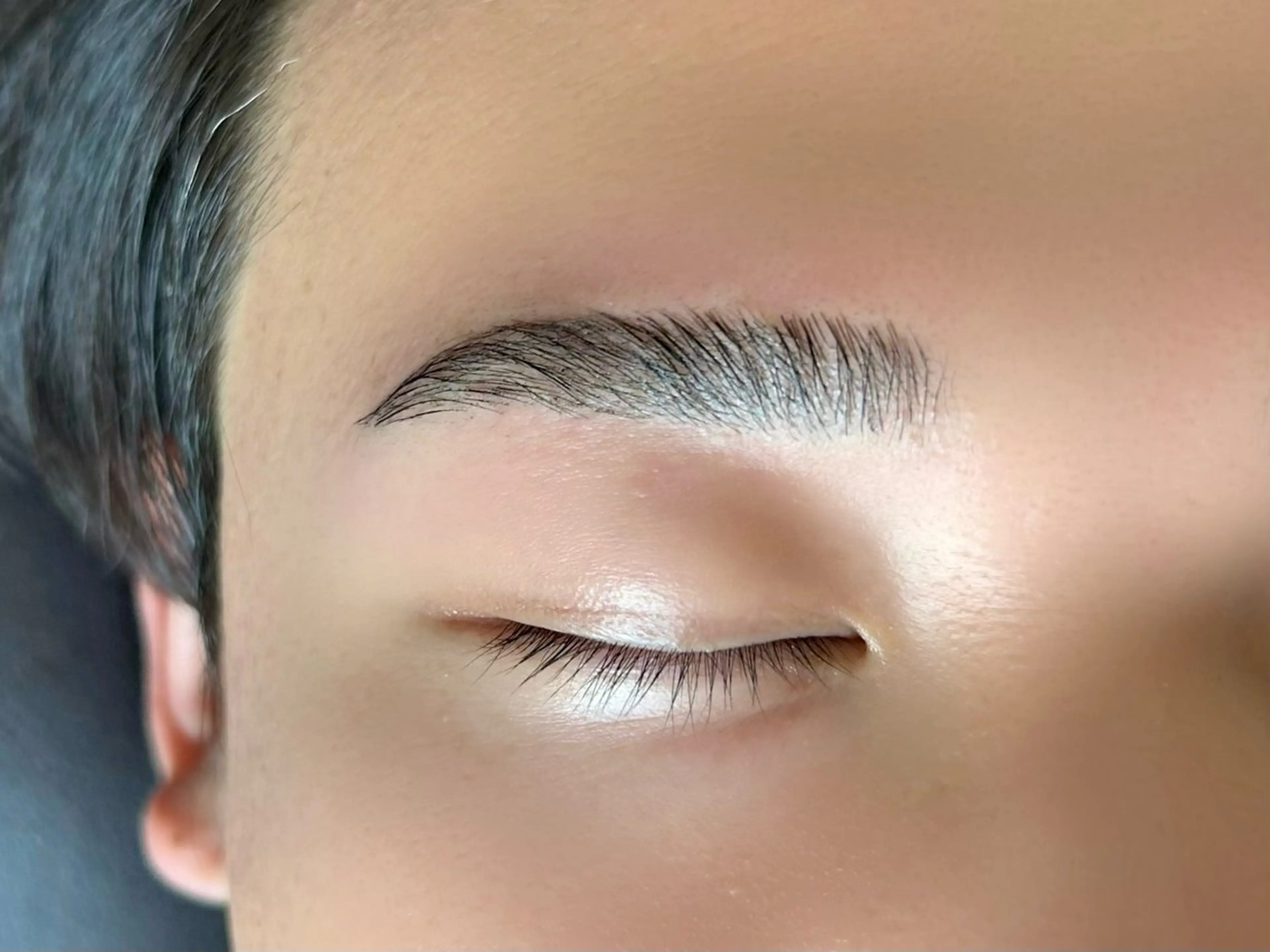 メンズ アイブロウ 梅田駅近！半個室 M'sアイブロウの眉毛・アイブロウイメージ