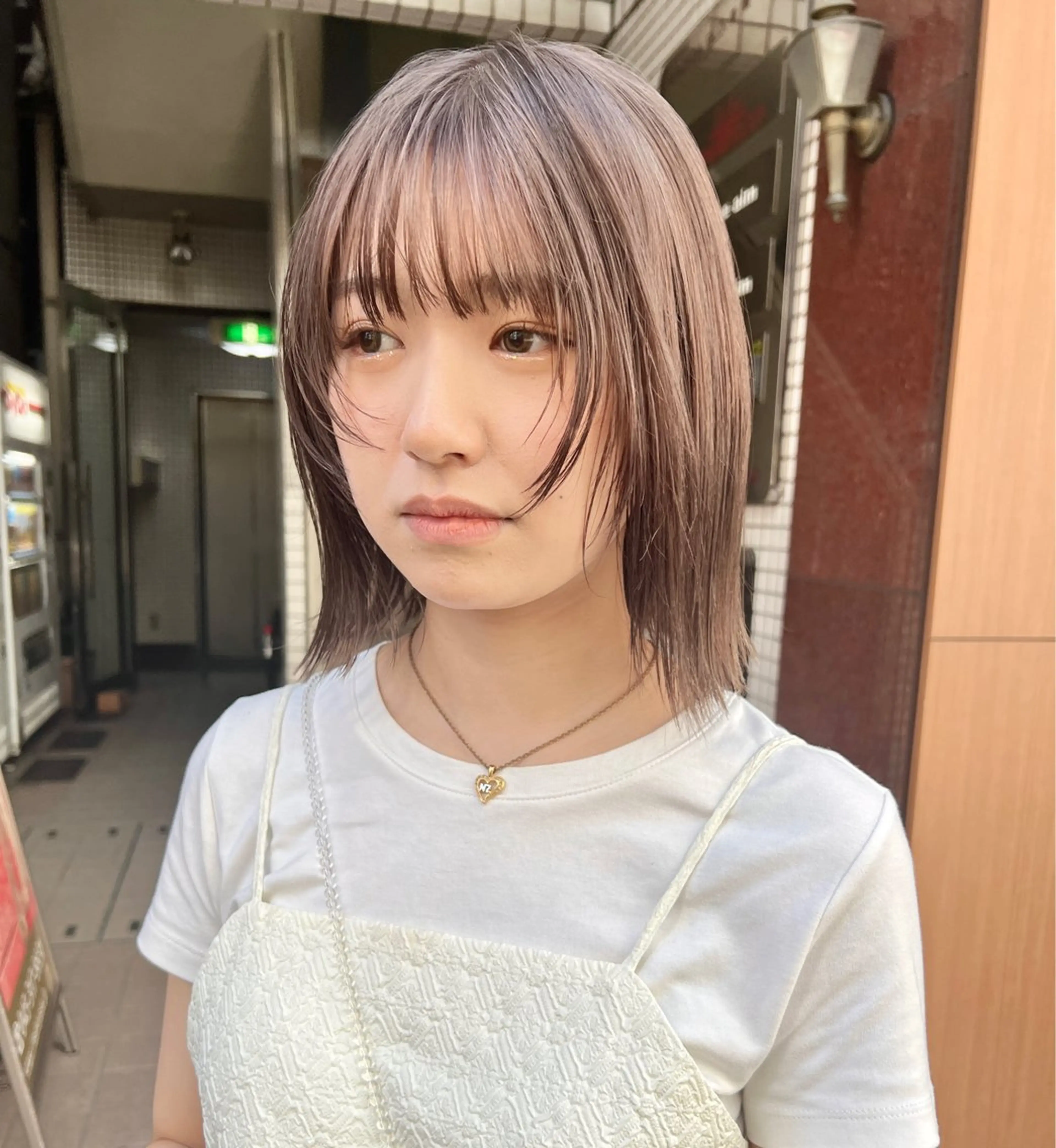 ミディアム カラー ベージュカラー ブリーチ カット ヘアカラー トリートメント 🌿ショート🌿 パーマ🌿淳平のヘアスタイル