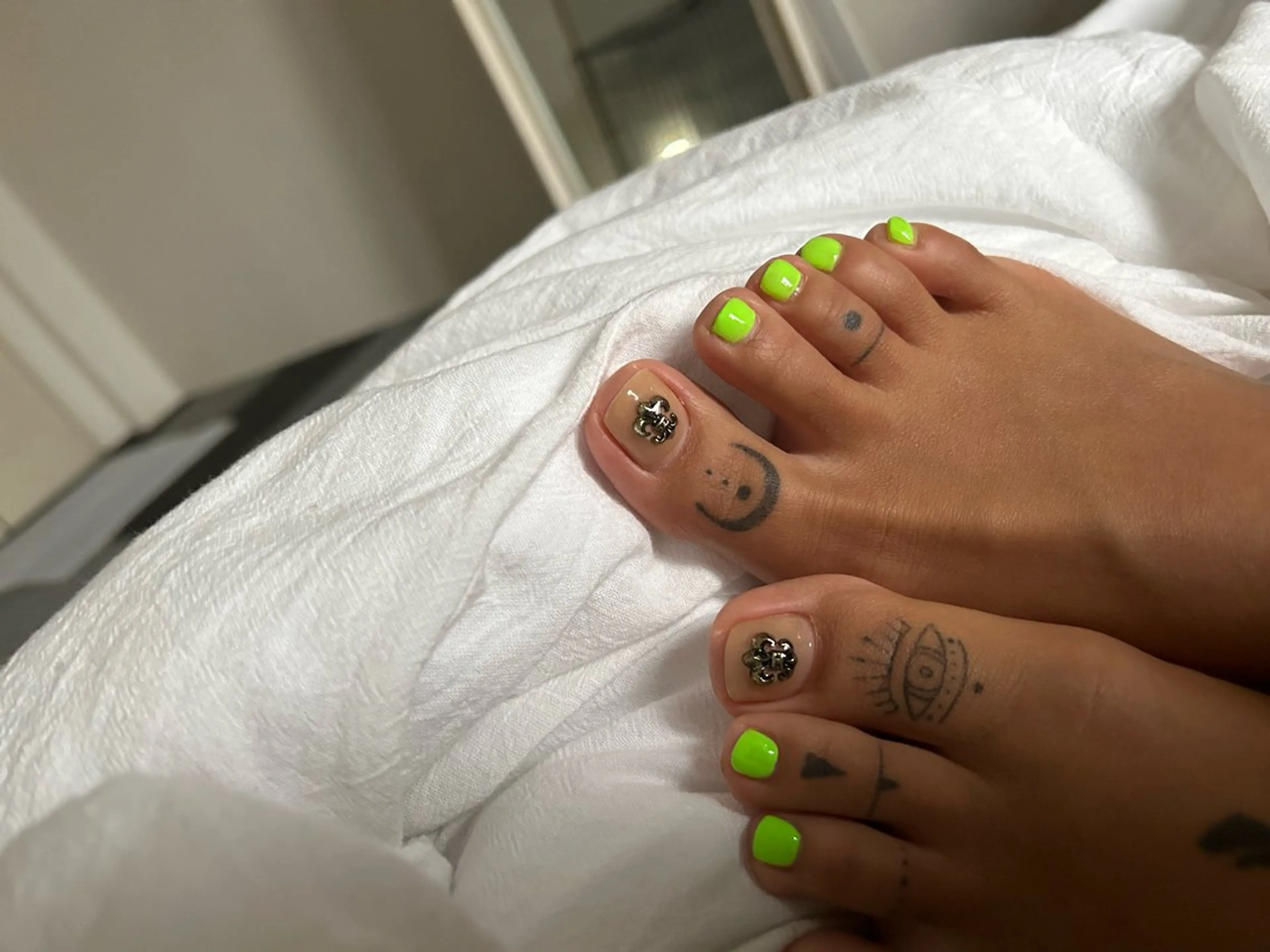 ネイル ハンドネイル nailroom‪ sb‪‪𓈒𓂂𓏸のネイルデザイン