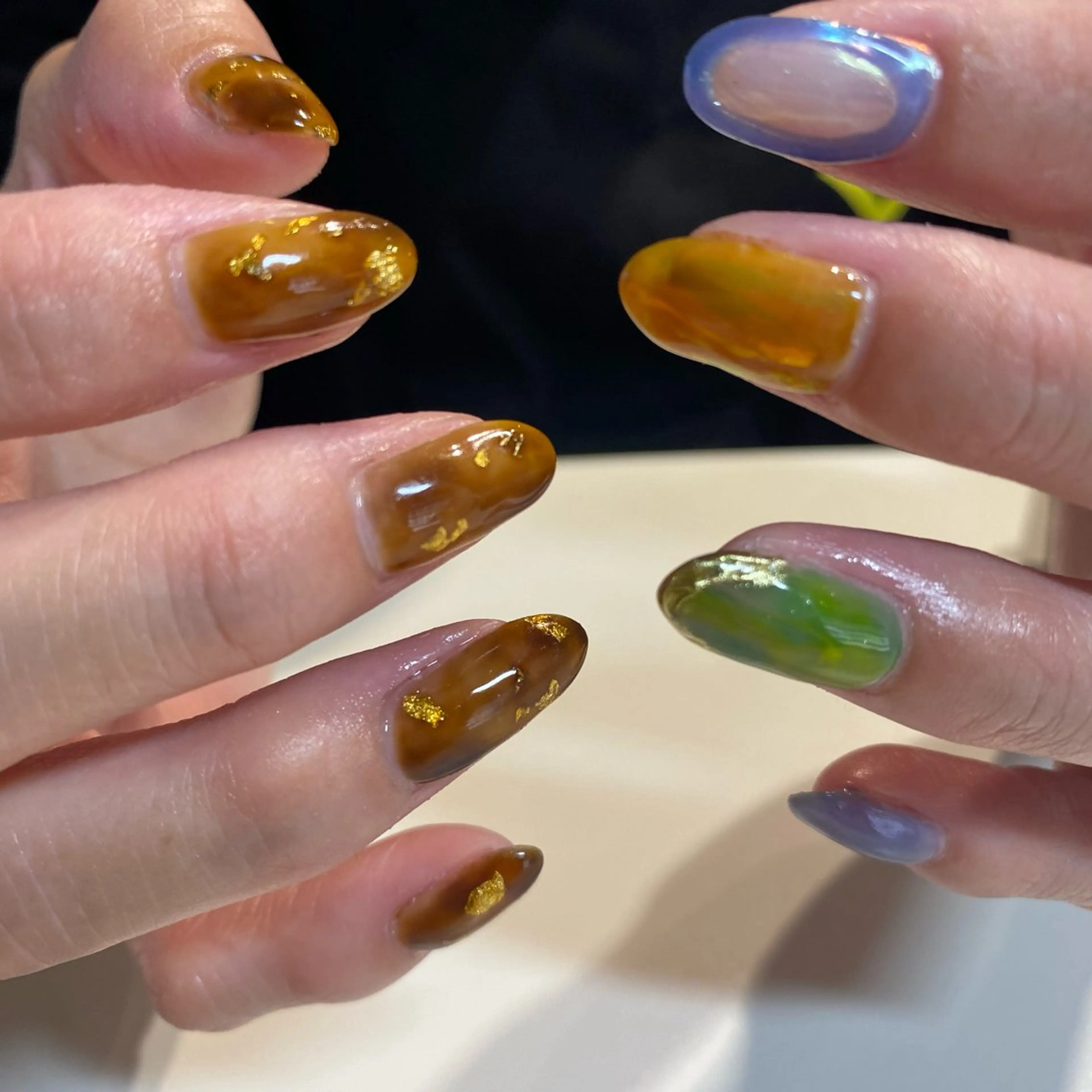 ネイル フットネイル フレンチネイル ジェルネイル グラデーション マグネットネイル misa🫧ナチュラ ル縮毛矯正/髪質改善のヘアスタイル