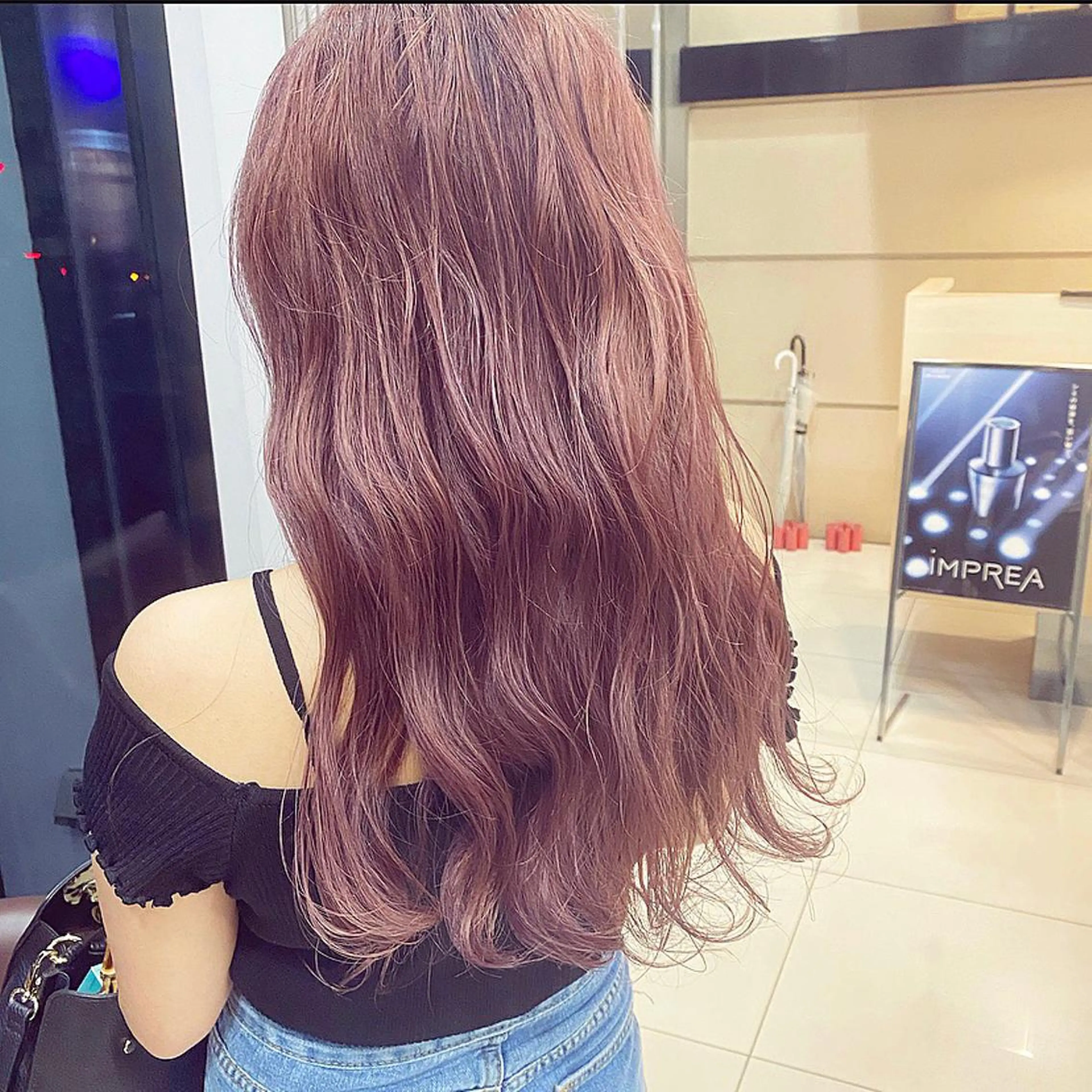 ロング カラー 滝本 里実のヘアスタイル