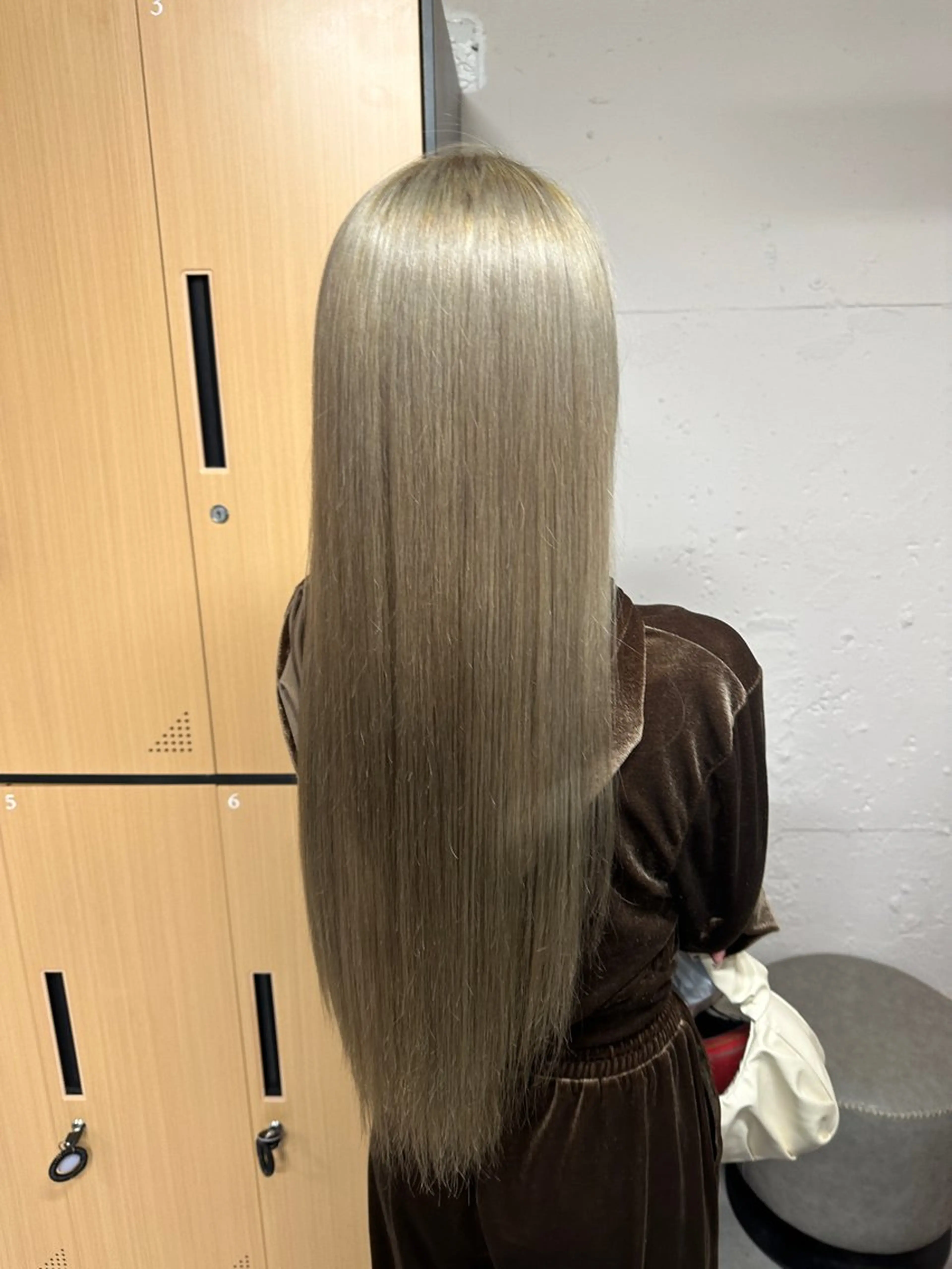 ロング ヘアカラー トリートメント ハイライト/ ブリーチ😈小倉😈のヘアスタイル