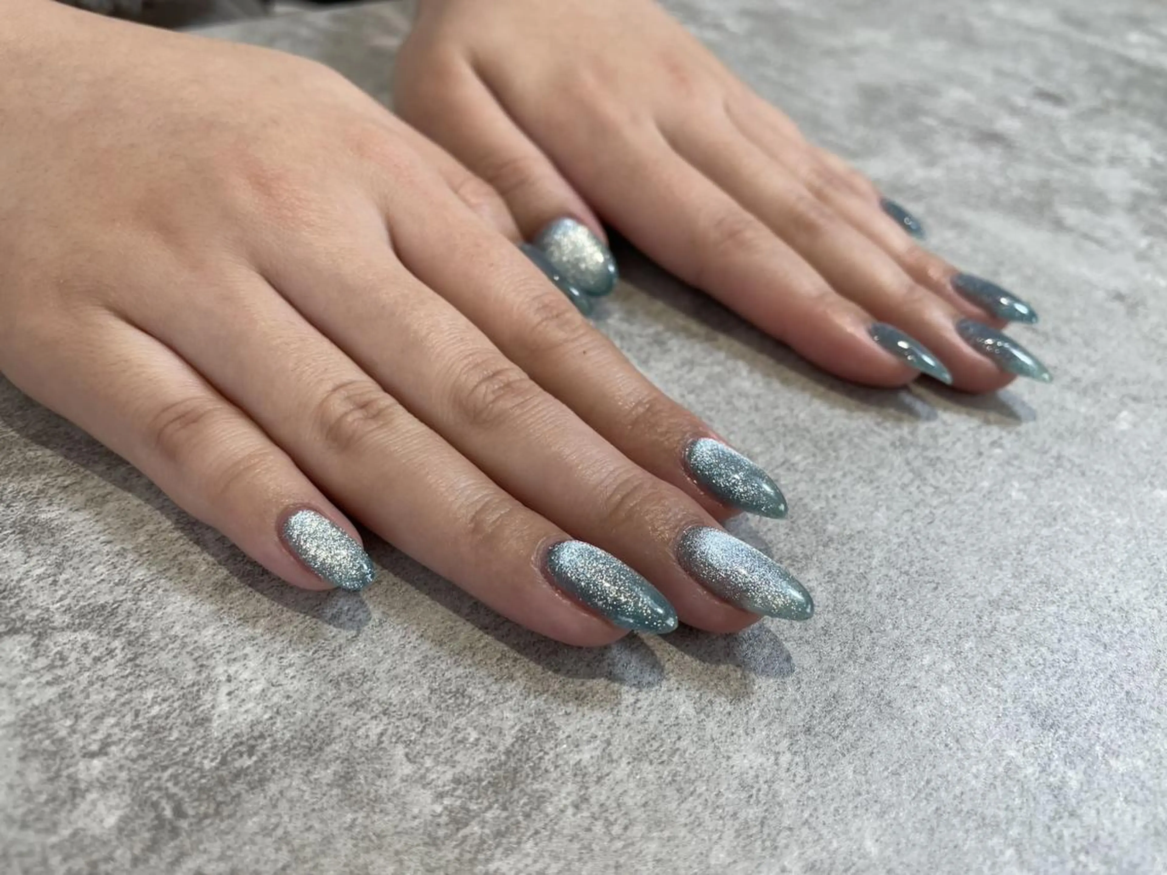 ネイル マグネットネイル nailsalon eluaのネイルデザイン