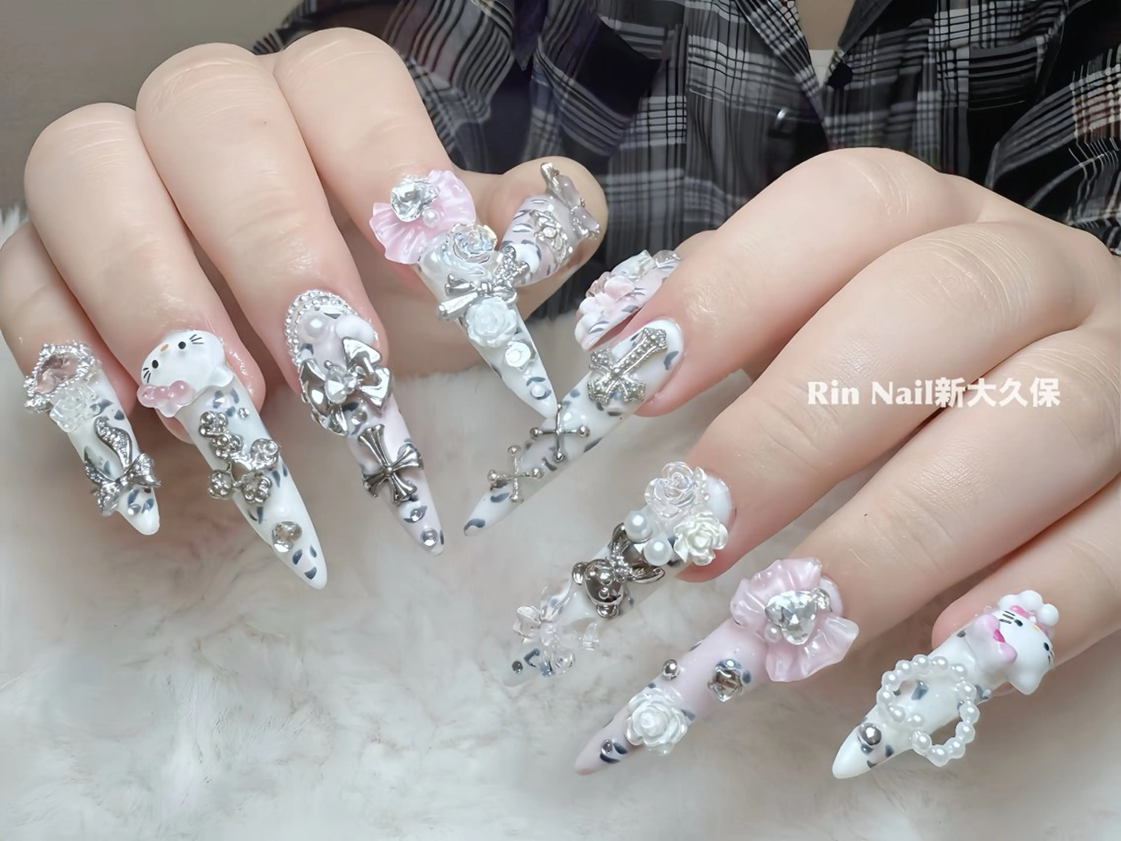 ネイル アートネイル フレンチネイル ジェルネイル 韓国ネイル ミラーネイル Rin Nail 新大久保店のネイルデザイン