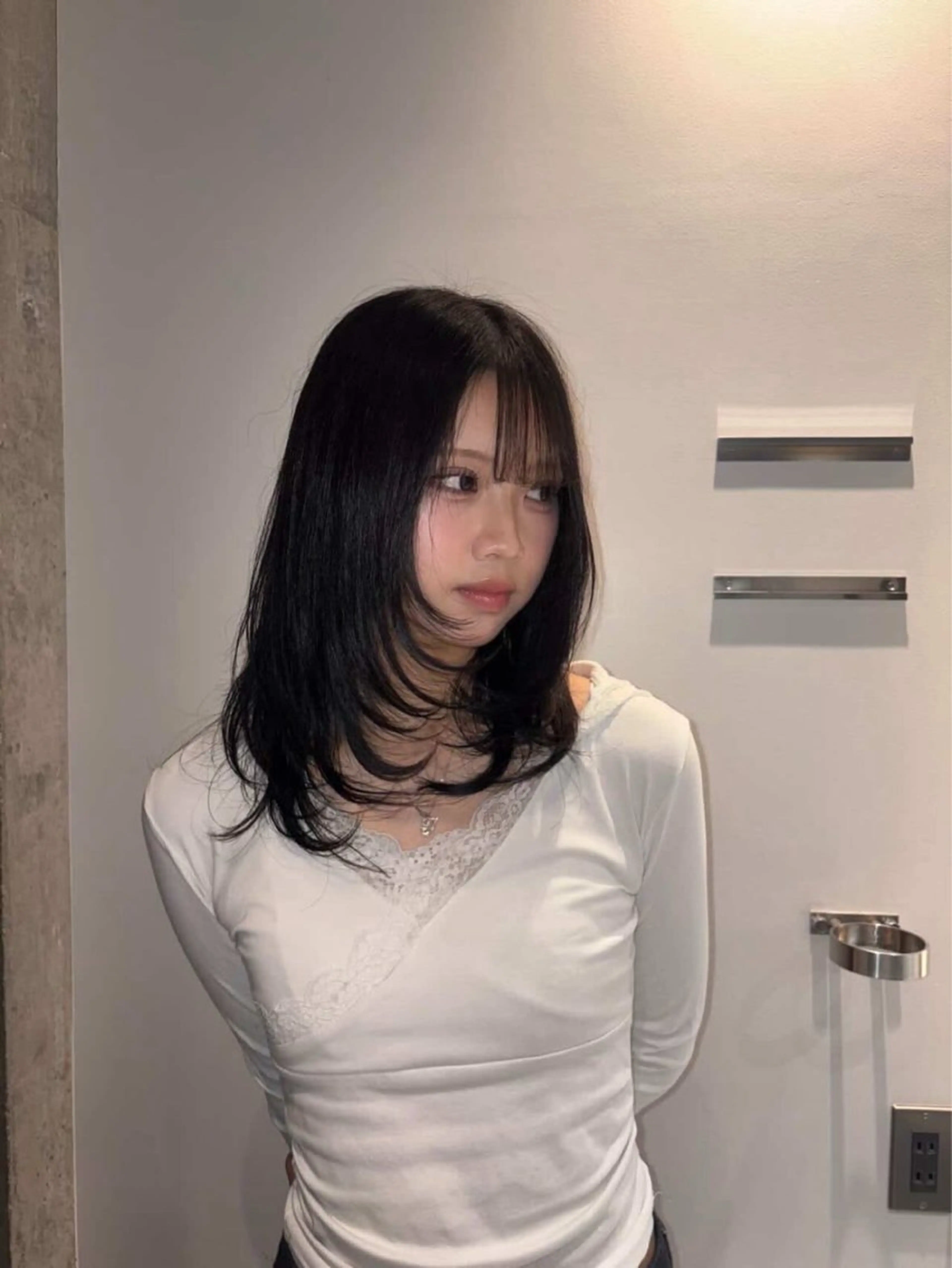 セミロング レイヤーカット カット ヘアカラー 宮木 海斗のヘアスタイル