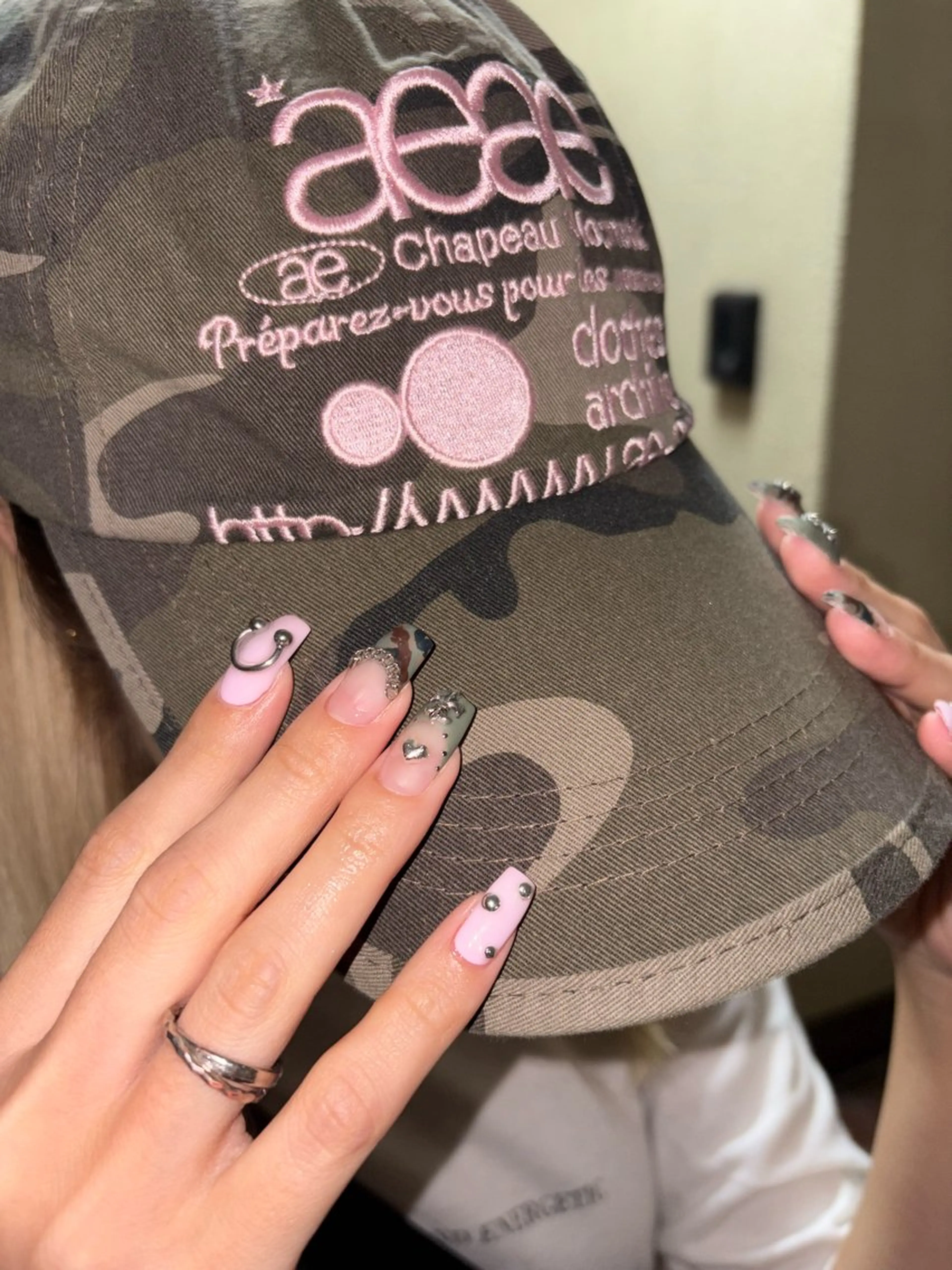 ネイル ハンドネイル ハンドケア Kono Nanamiのネイルデザイン