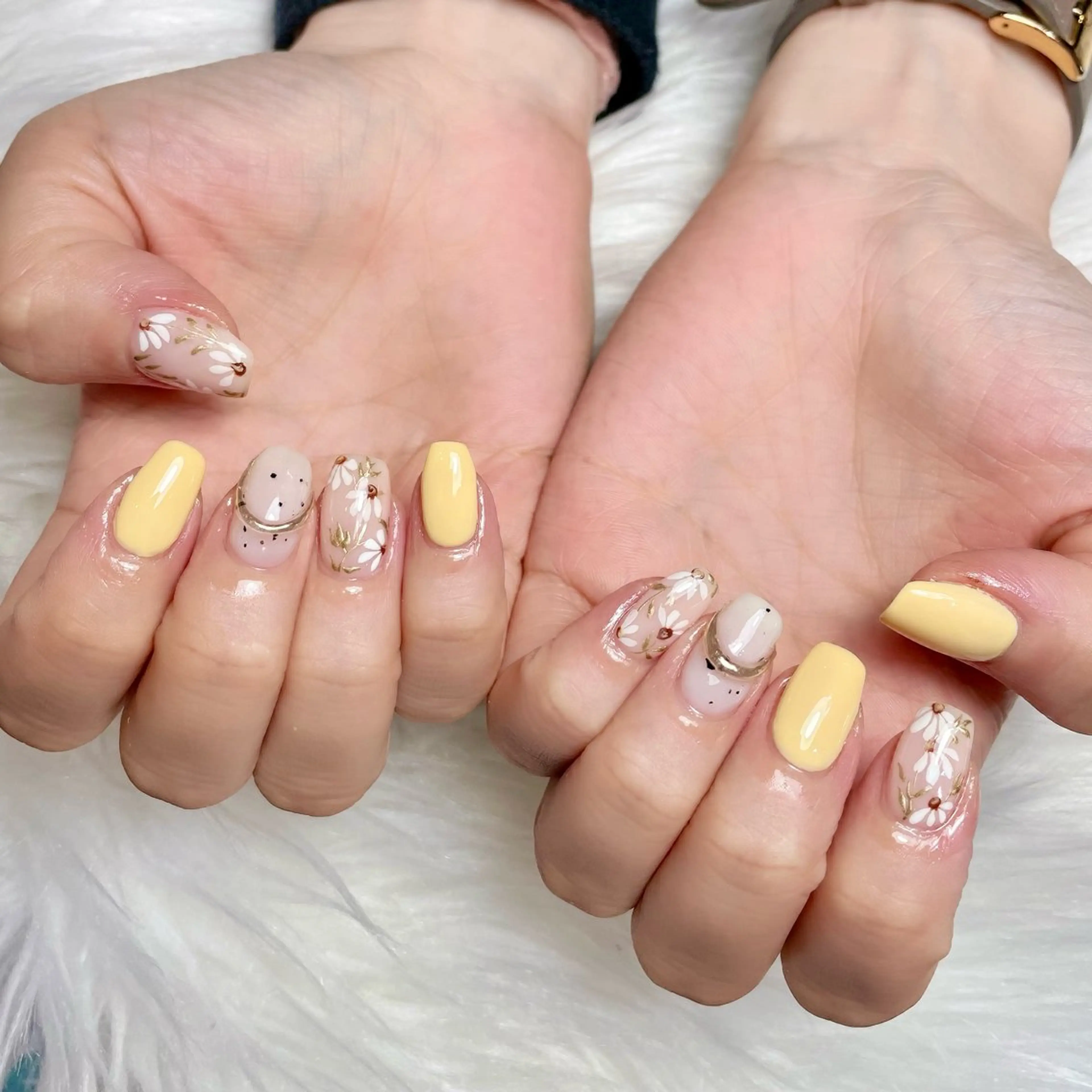 ネイル ハンドネイル RosyBeauty Salonのネイルデザイン