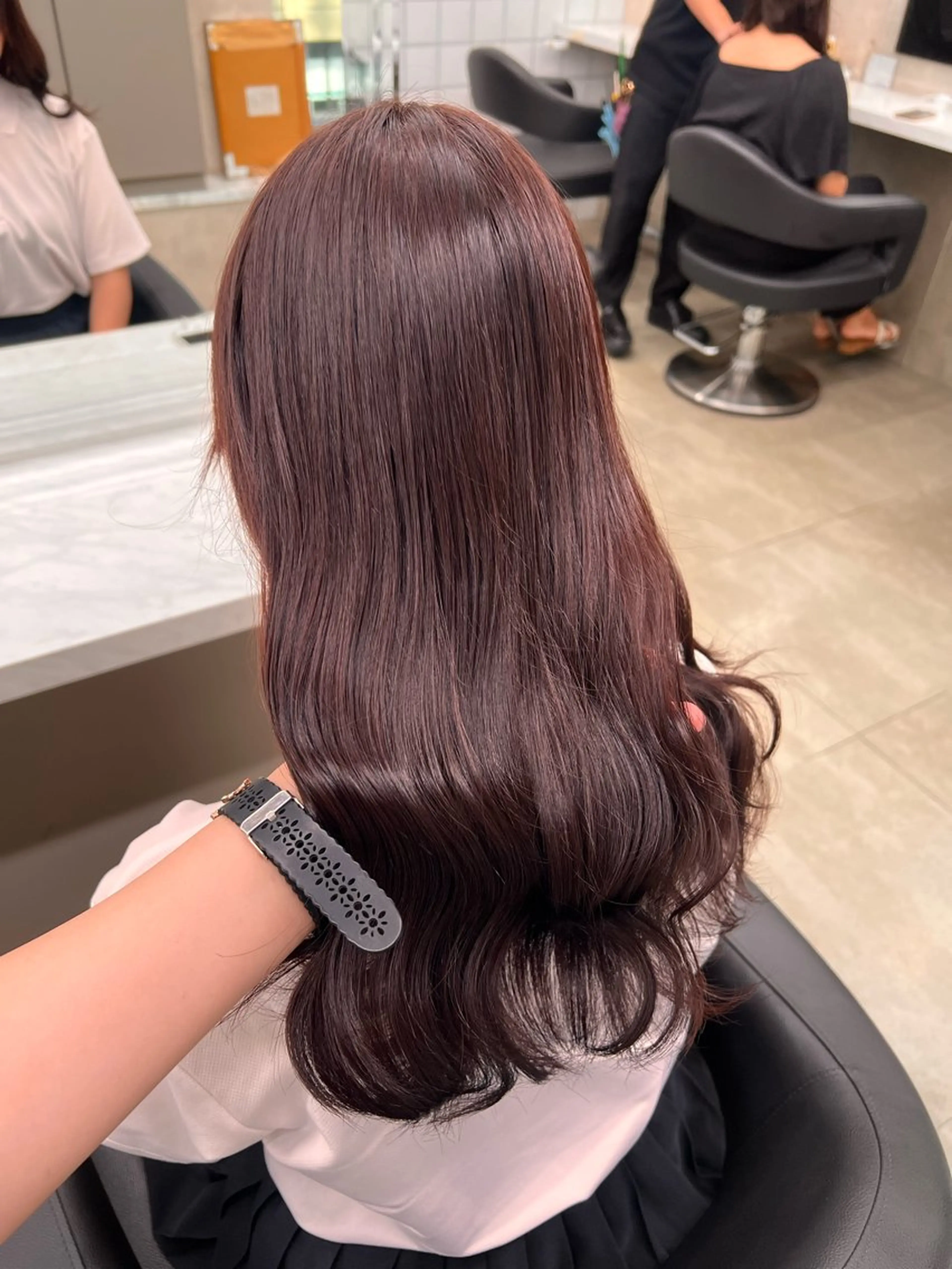 セミロング 💖札幌カラー 指名No.1💖玲奈のヘアスタイル