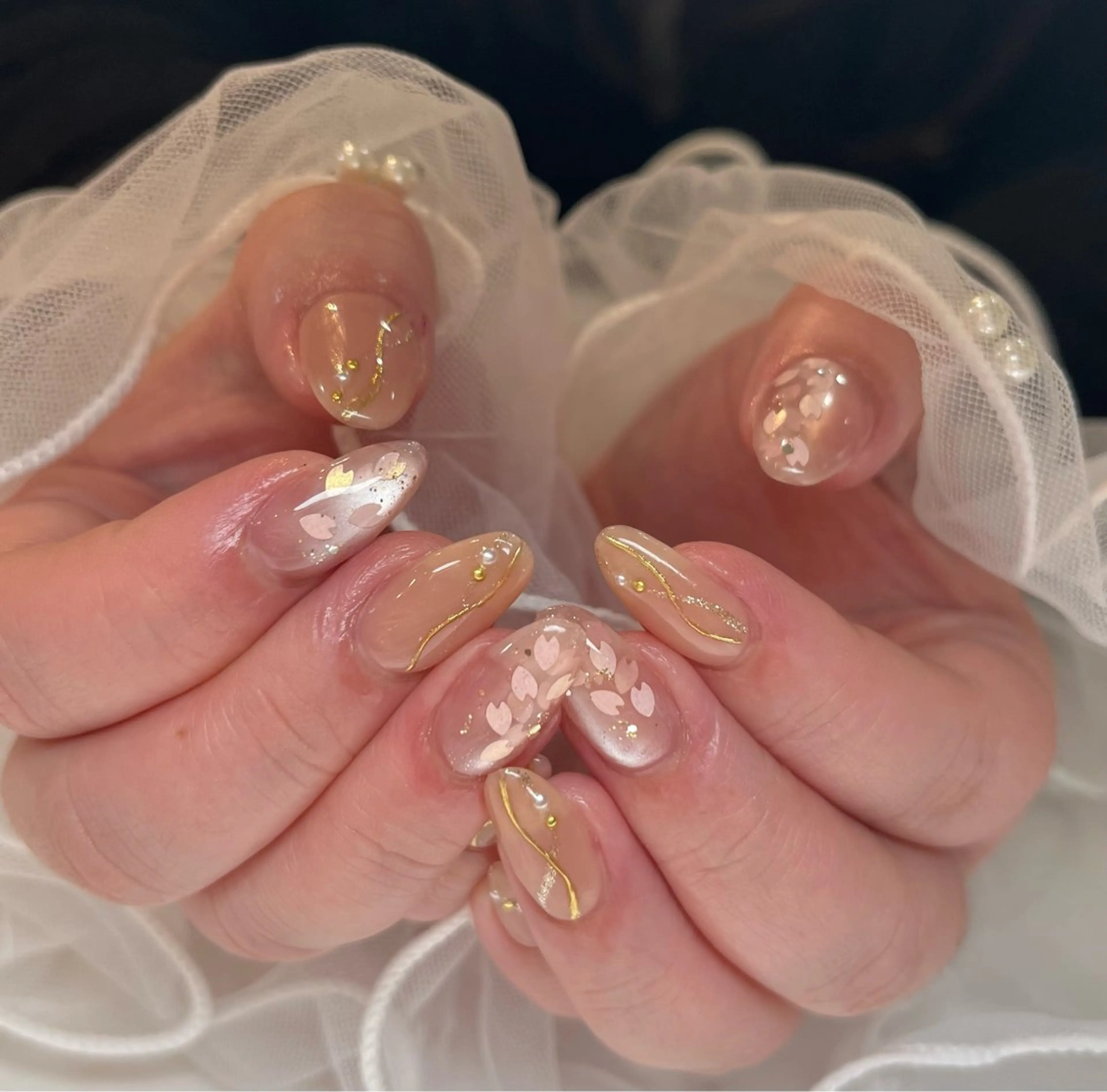 ネイル アートネイル チークネイル フラッシュネイル フレンチネイル ガラスフレンチ ハンドネイル Floria ユイのネイルデザイン