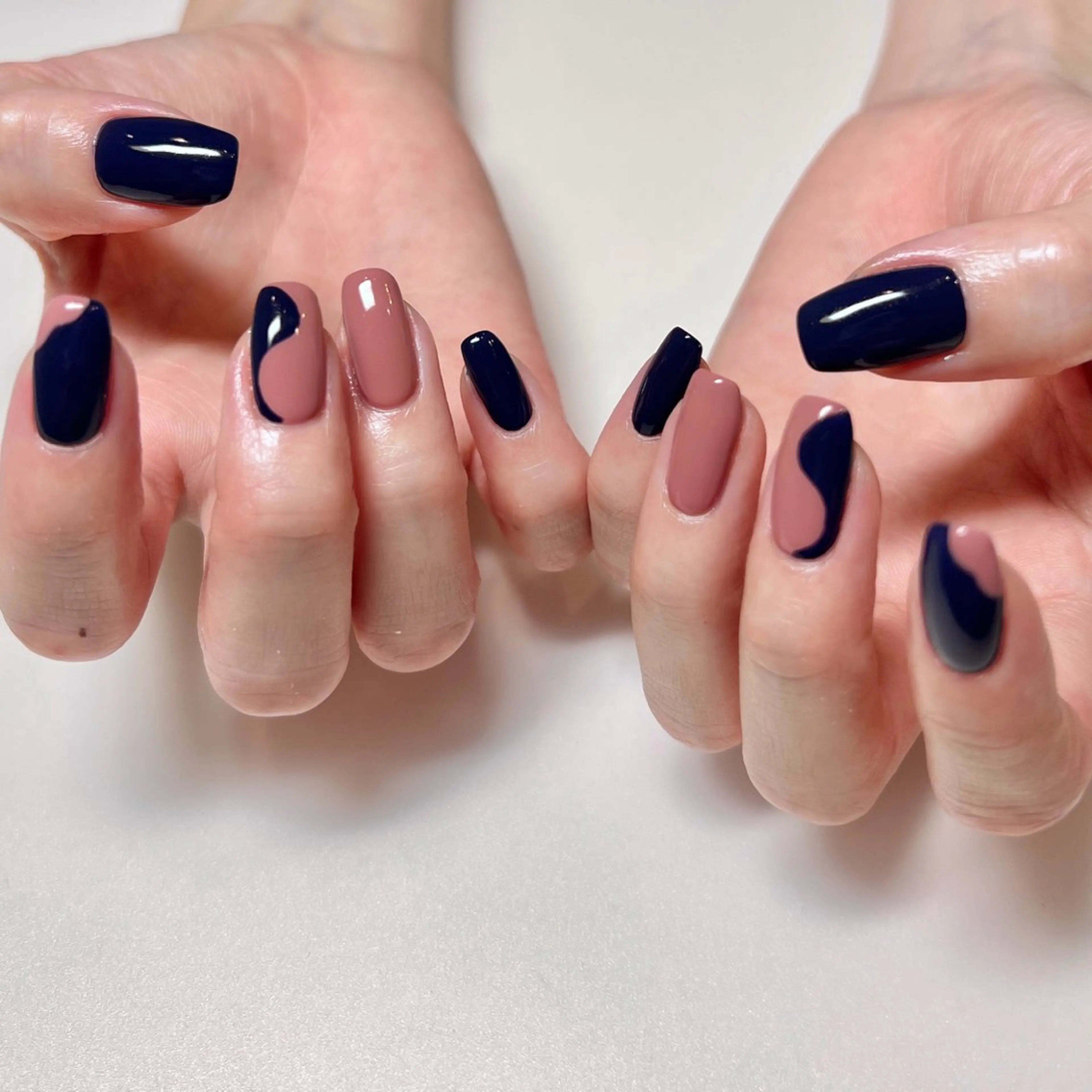 ネイル アートネイル 韓国ネイル 持ち込み ニュアンスネイル ワンカラーネイル ハンドネイル REHTOF ｜朝7時Open☀️のネイルデザイン