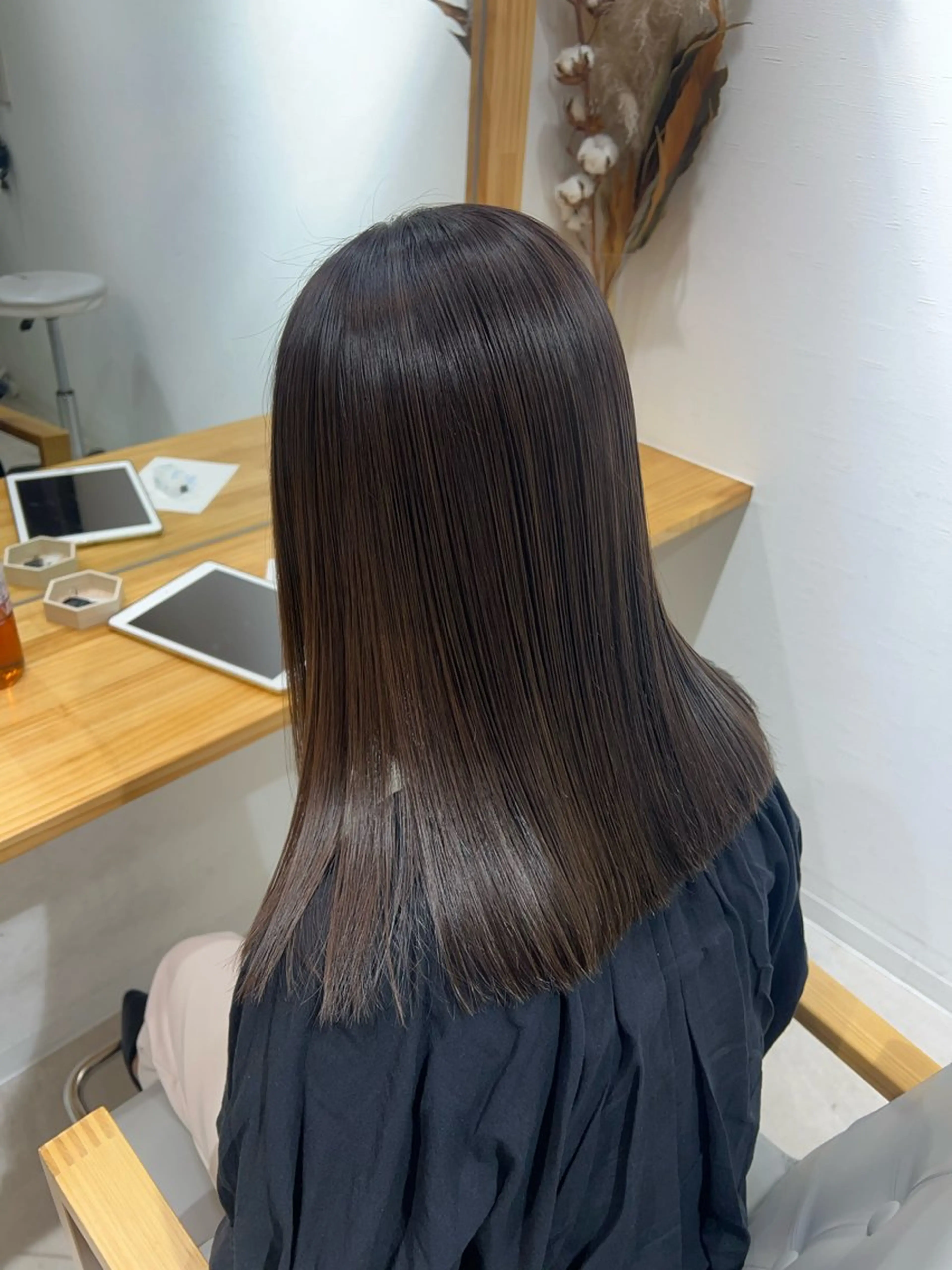 ミディアム カラー きはね 💚のヘアスタイル