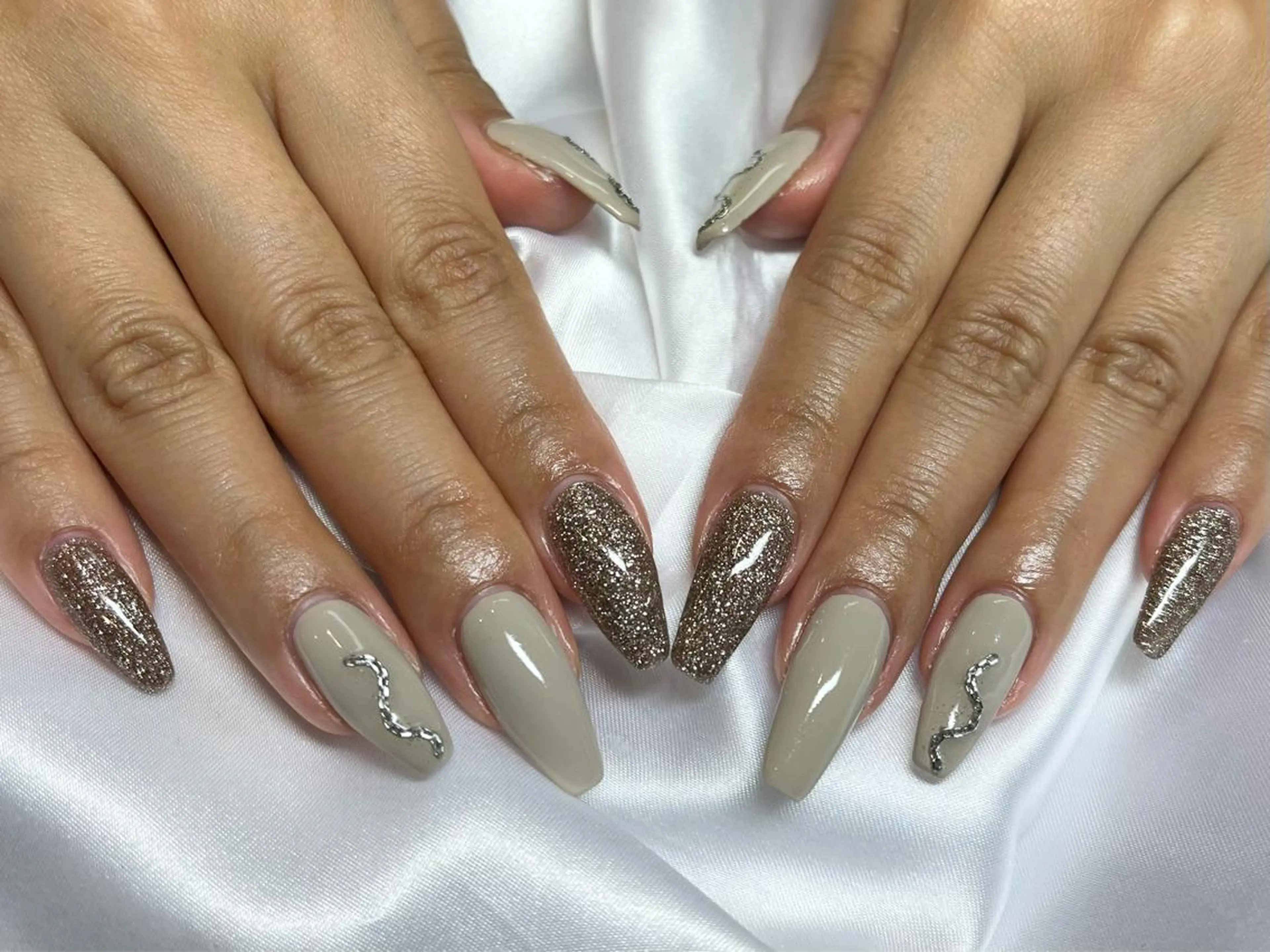 セミロング 小林joieange 心斎橋店のネイルデザイン