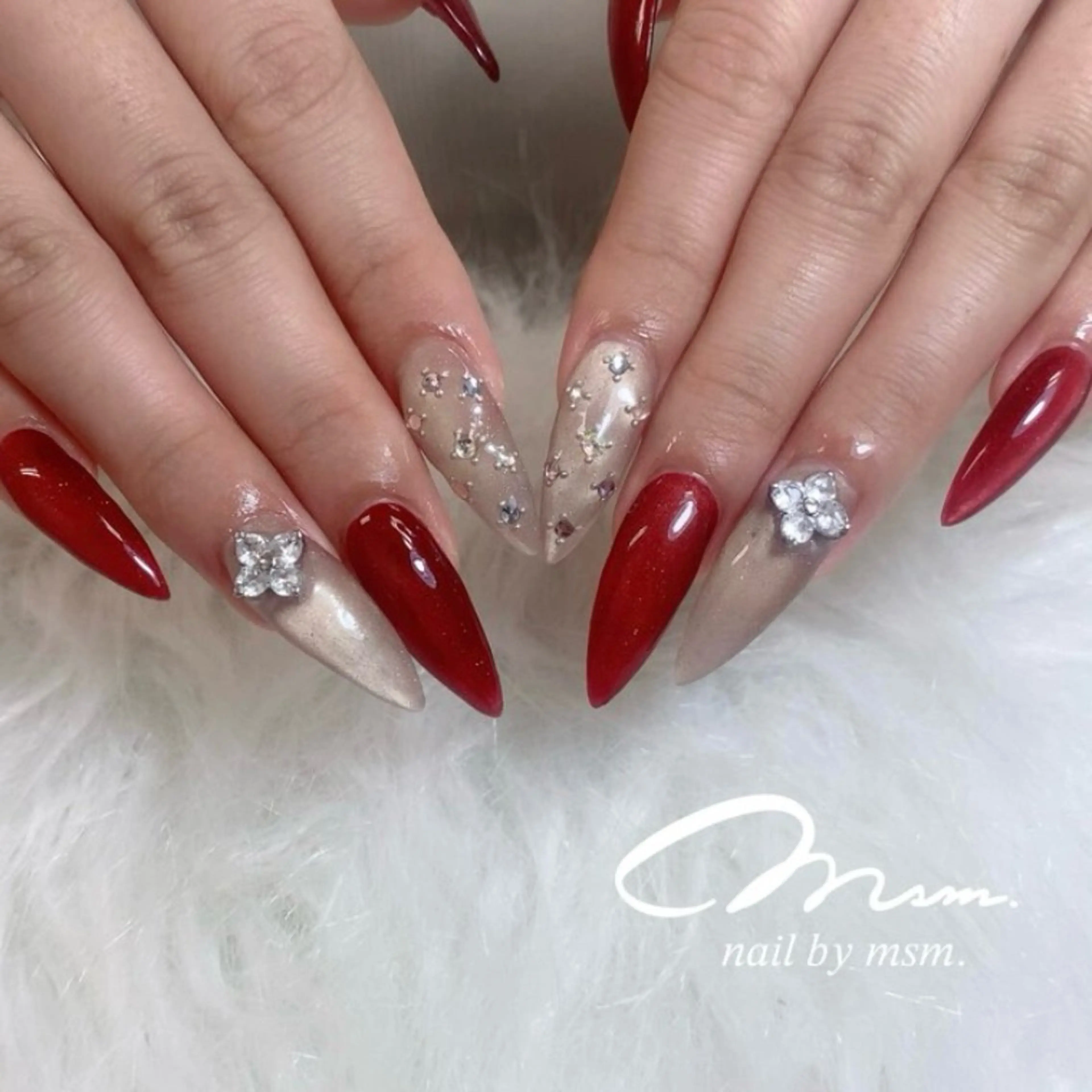 ネイル 長さ出し ロングネイル ハンドネイル ネイル・まつ毛・眉毛 同時施術可能💅🏻のネイルデザイン