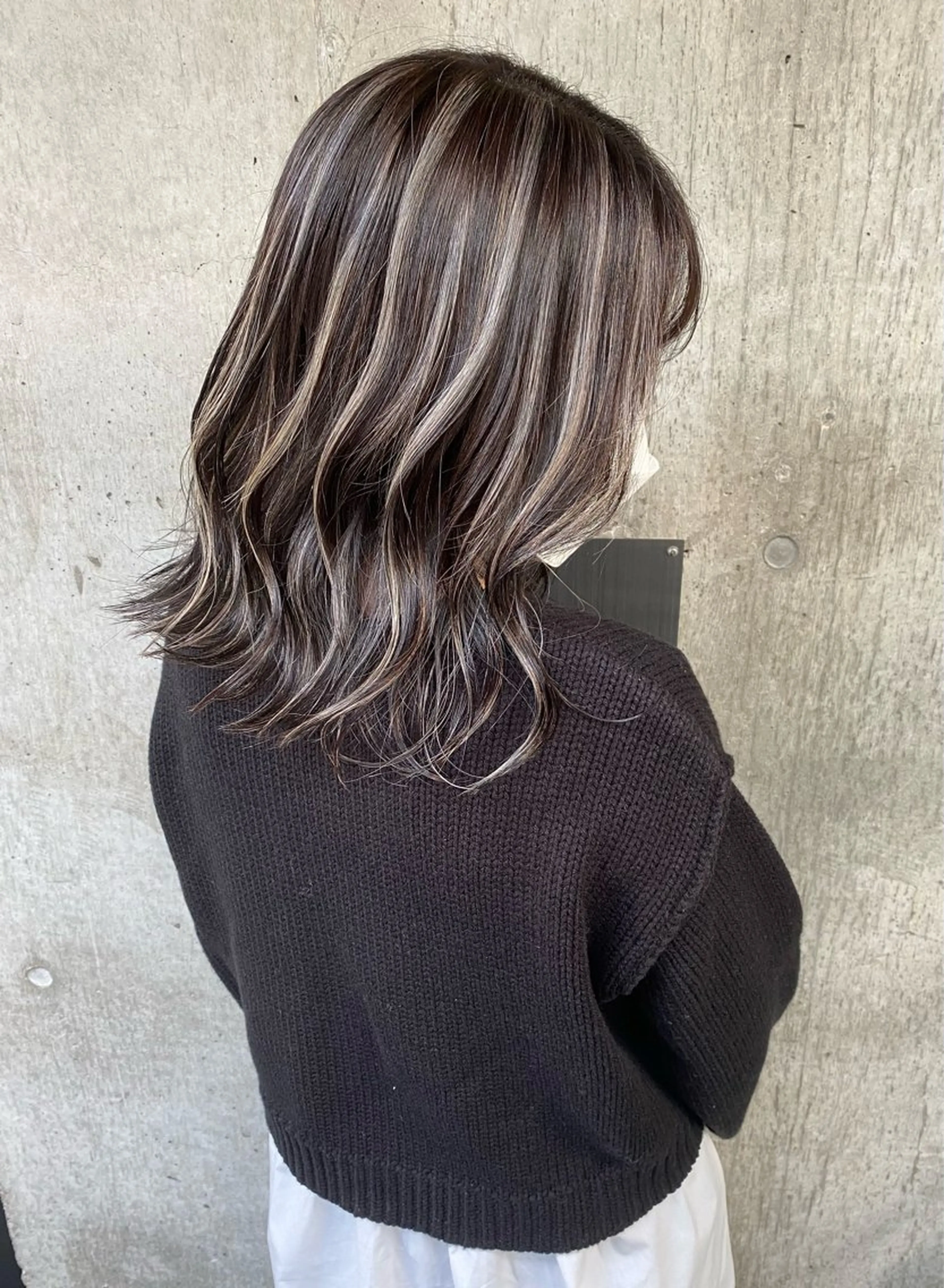 ミディアム カラー ヘアカラー ♡ハイライトカラー shinri♡のヘアスタイル