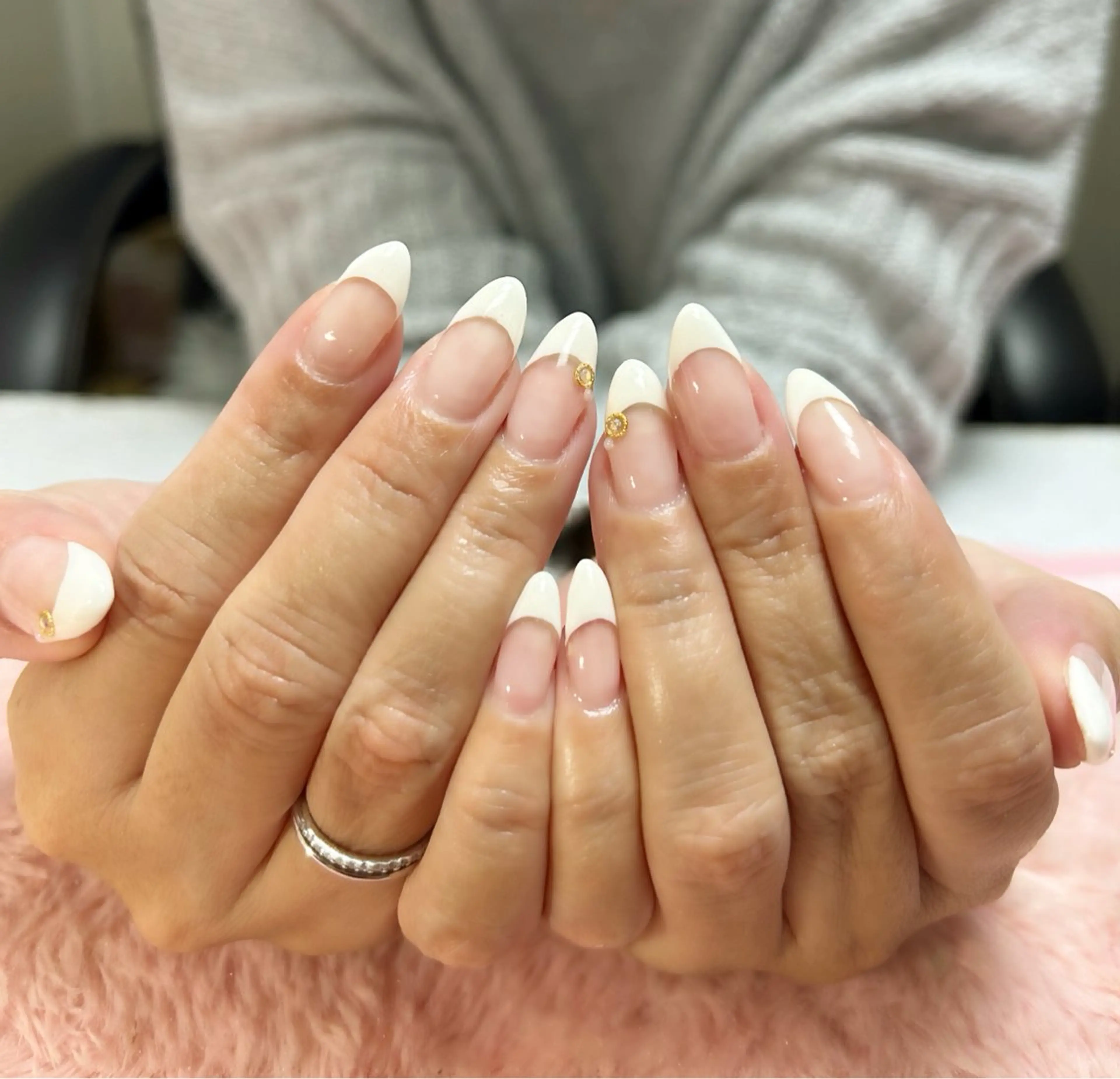 ネイル ＧＬAD グラットのネイルデザイン