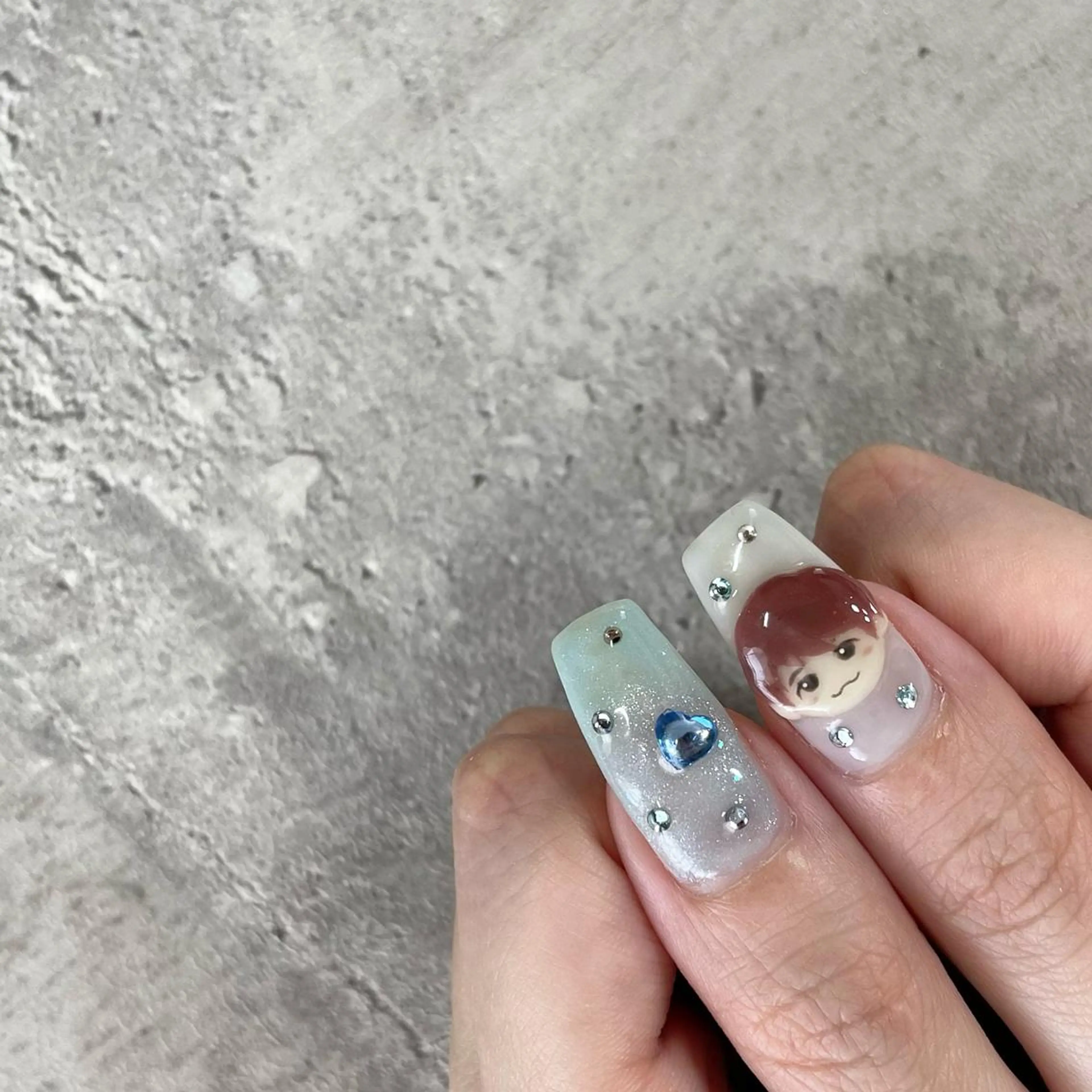 ネイル 東 千夏のネイルデザイン