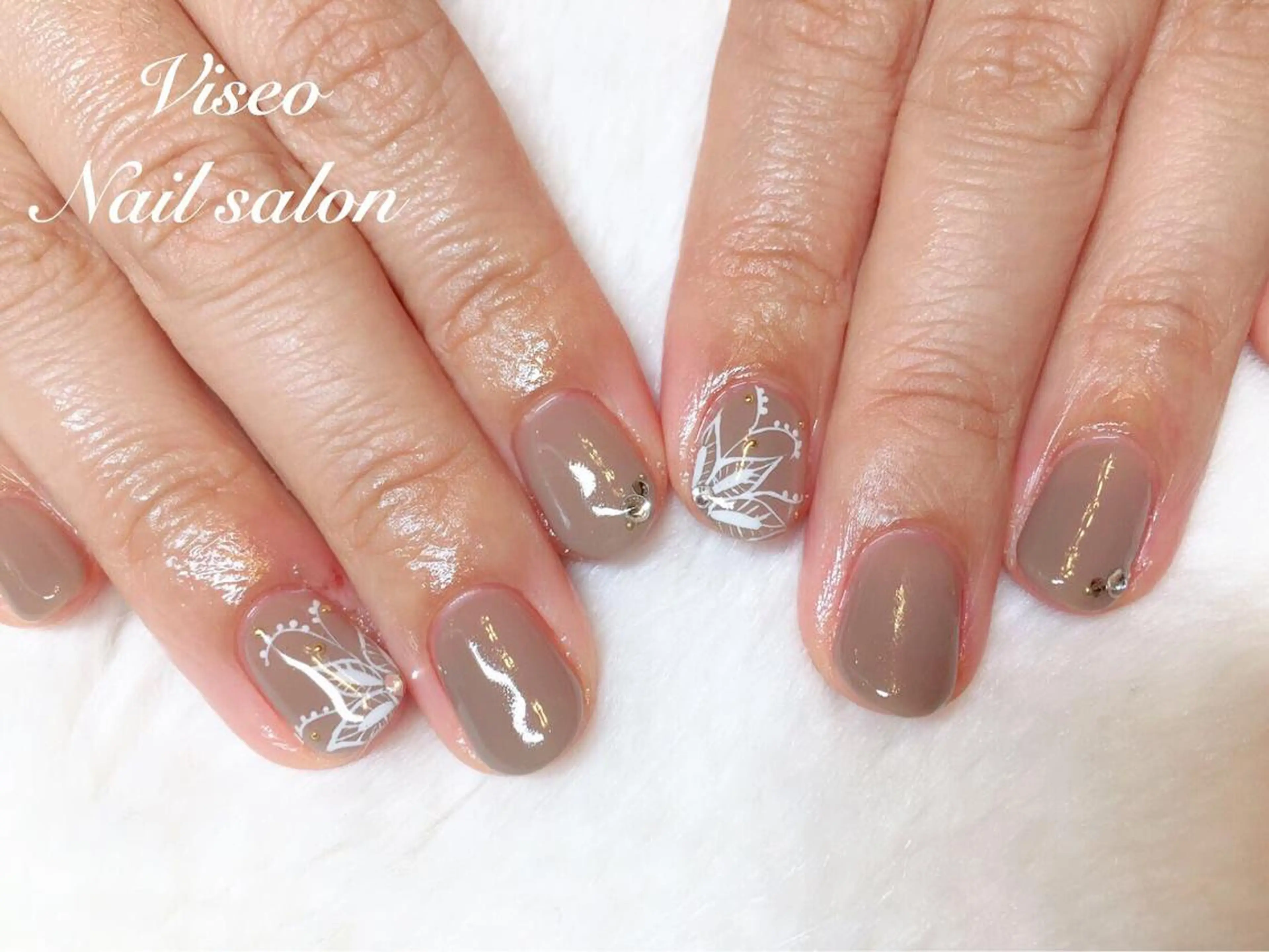 ネイル Viseo《6週間 長持ちパラジェル》のネイルデザイン