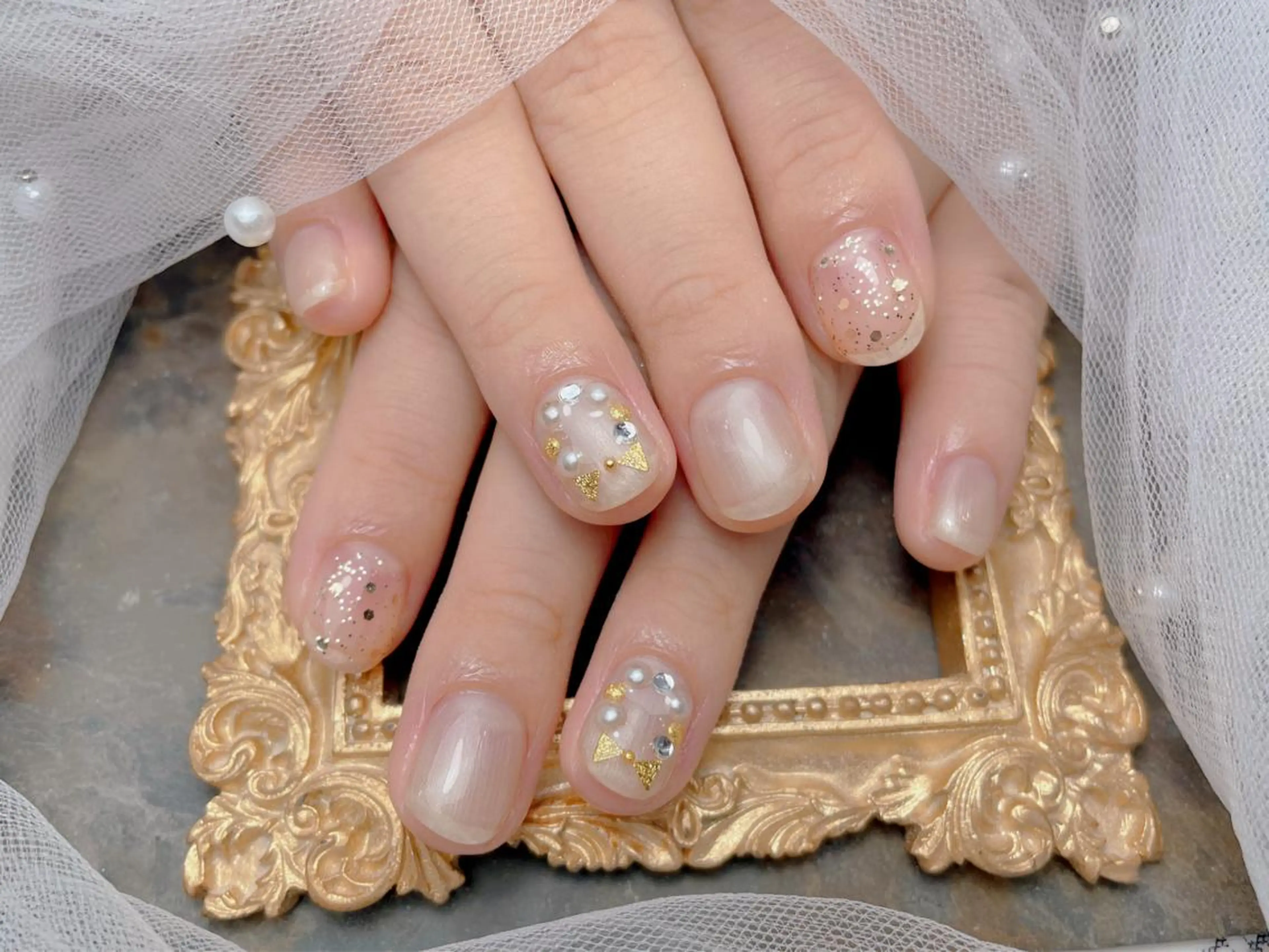 ネイル ハンドネイル マジック ミラーのネイルデザイン